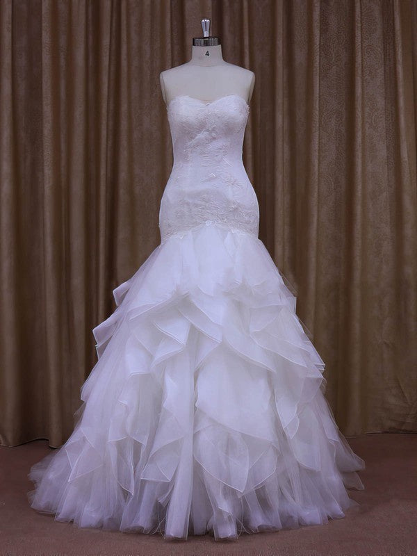 Charming Sweetheart Strapless Tulle Mermaid Wedding Dresses with Cascading Ruffles