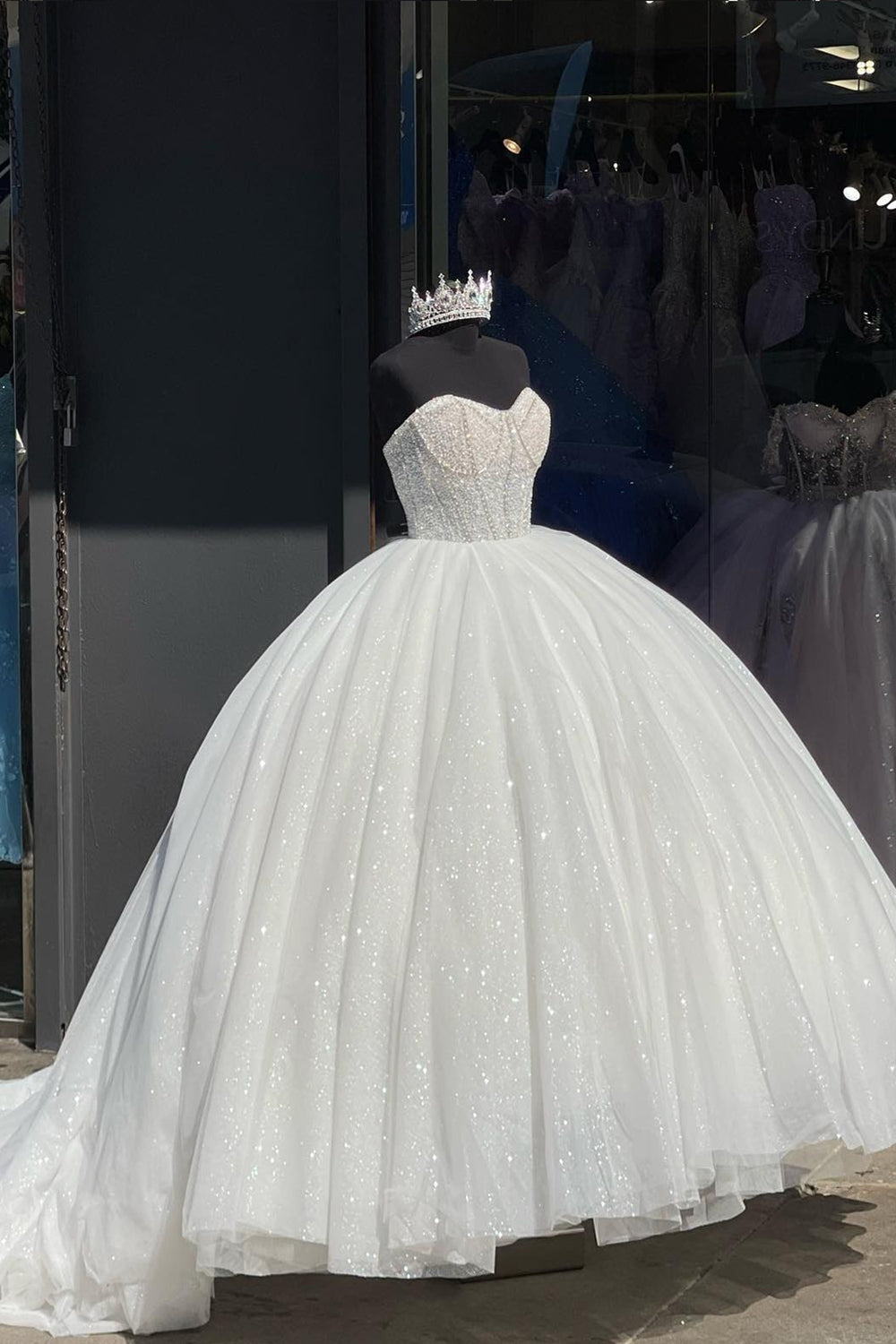 Sweetheart White Sparkly Beaded Tulle Ball Gown for Quinceanera