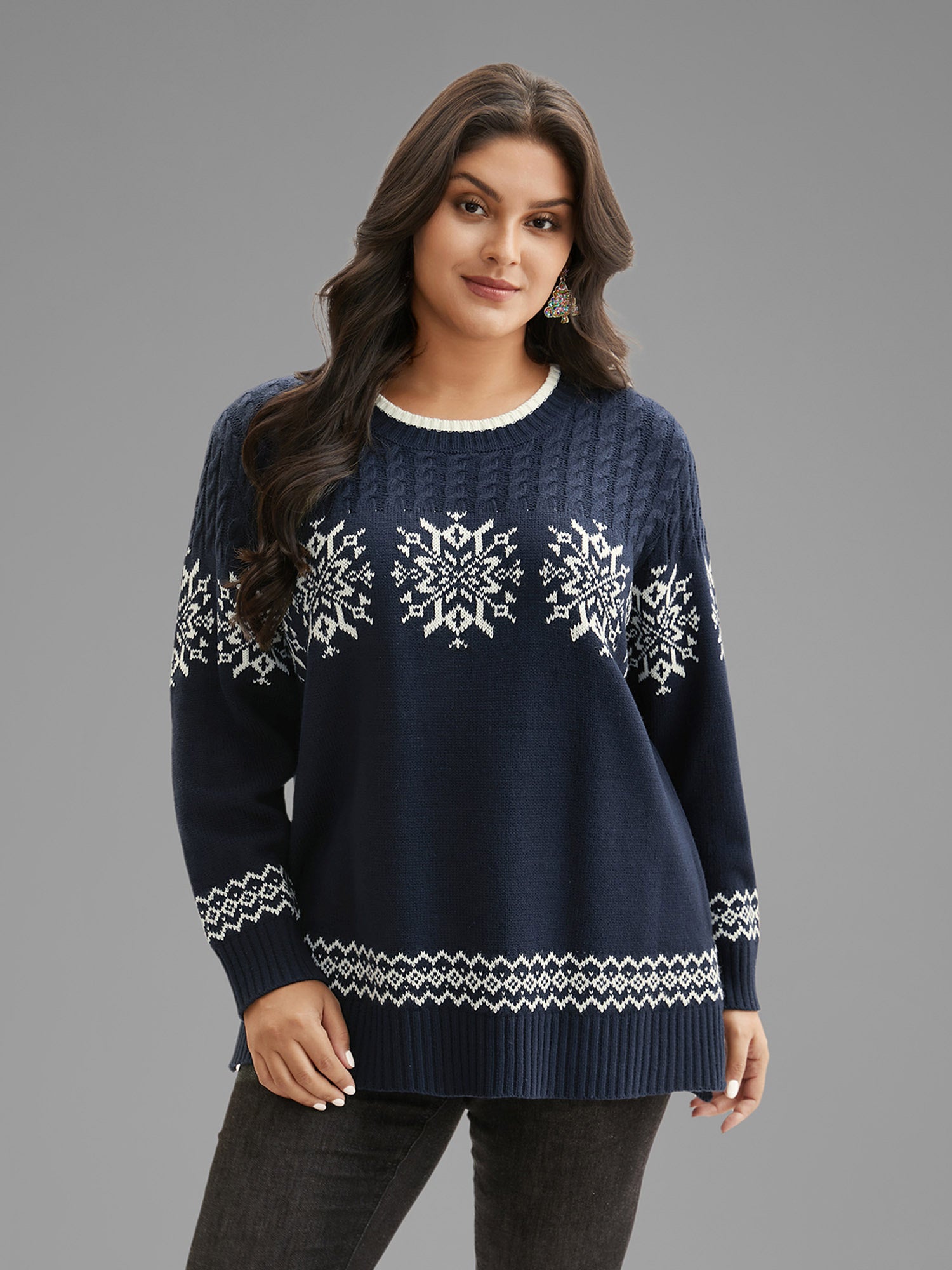 Snowflakes Pattern Contrast Round Neck Pullover