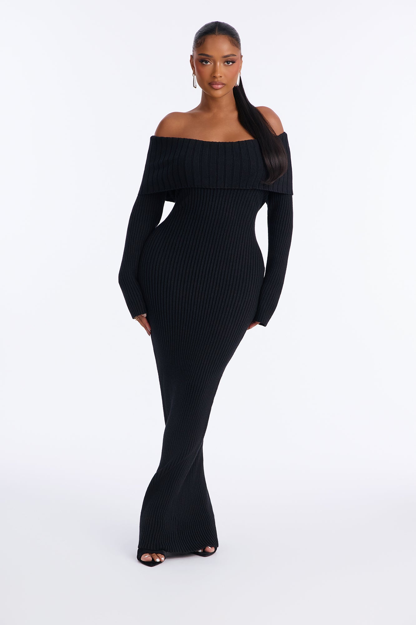 In Rare Form Long Sleeve Sweater Maxi Dress - Black