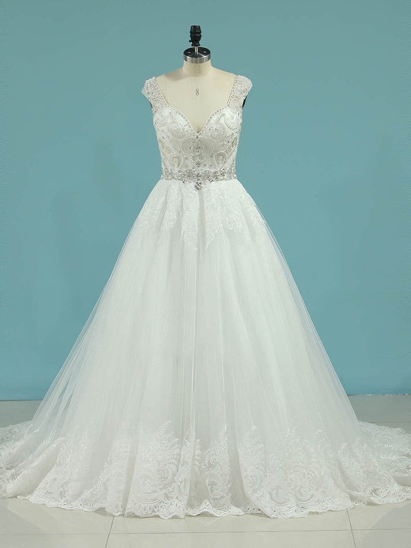 Beautiful V-Neck Ball Gown Tulle Court Train Wedding Dresses with Beading