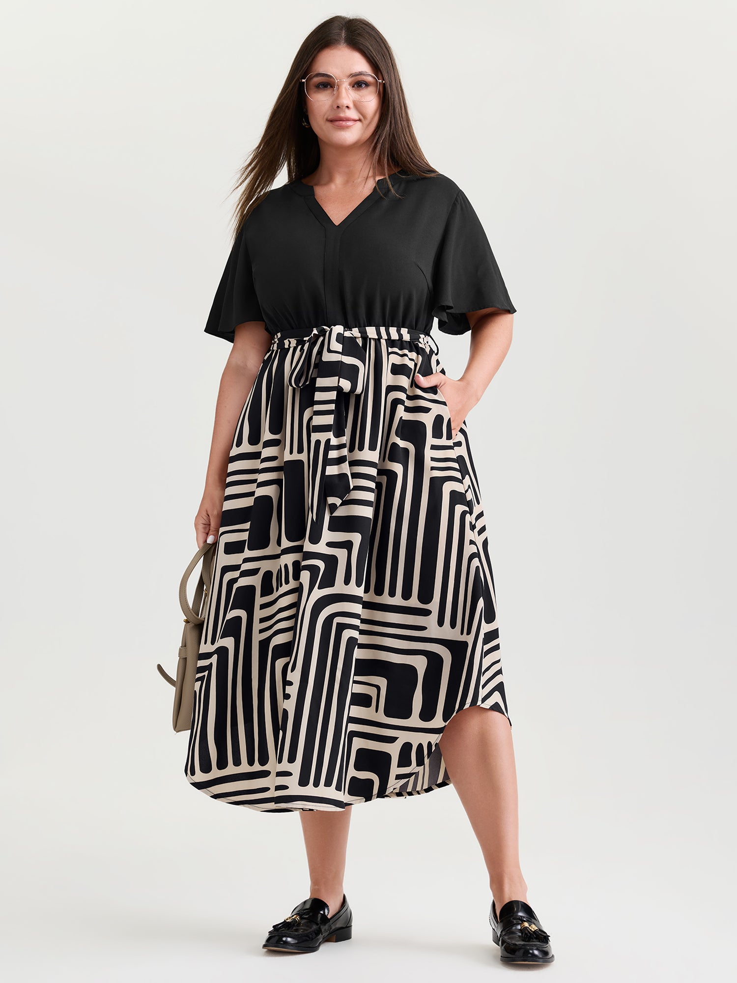 Geometric Contrast Print Arc-Hem Midi Dress