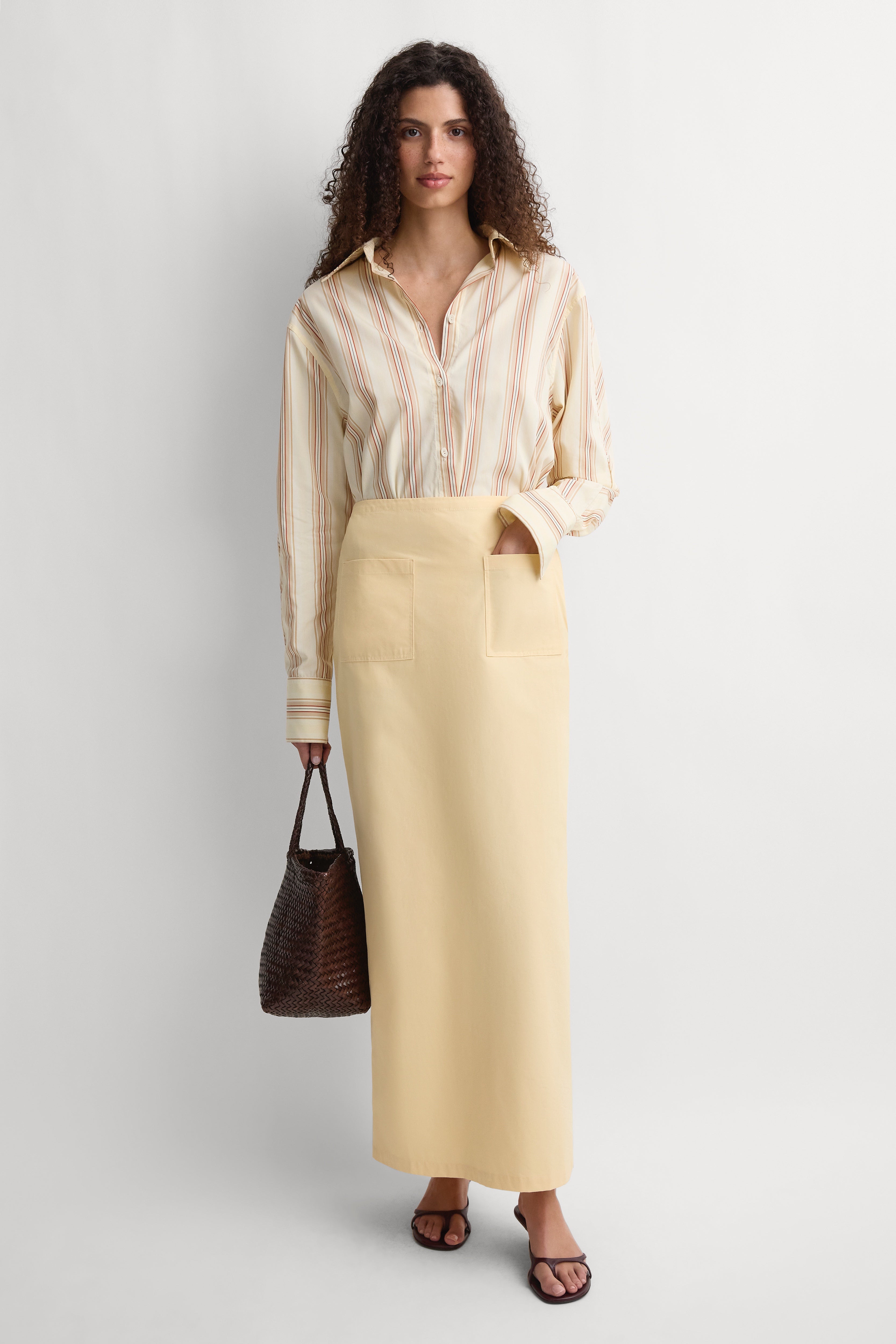 The Pocket Skirt Straw