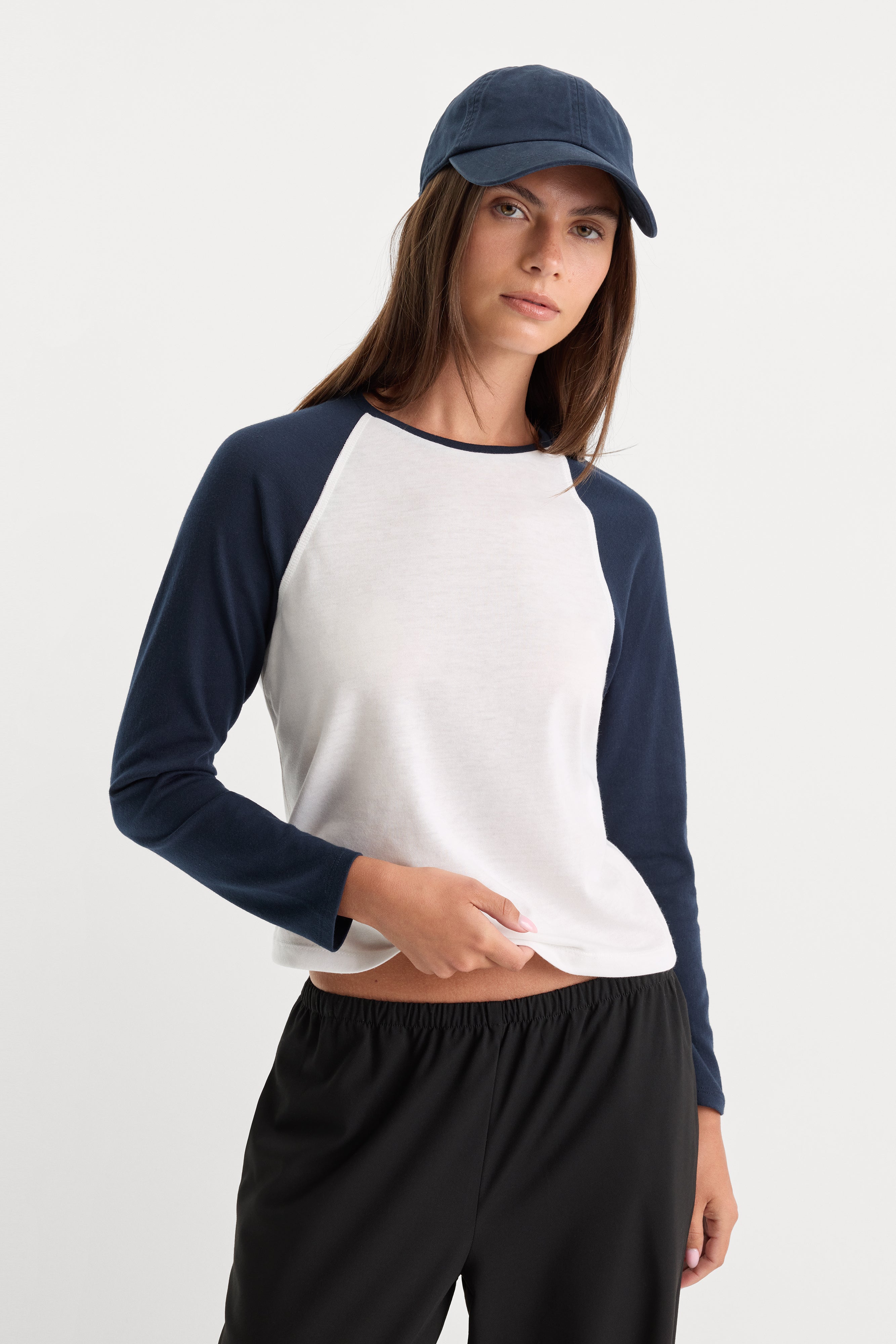 THE LONG SLEEVE RAGLAN TEE | CHALK