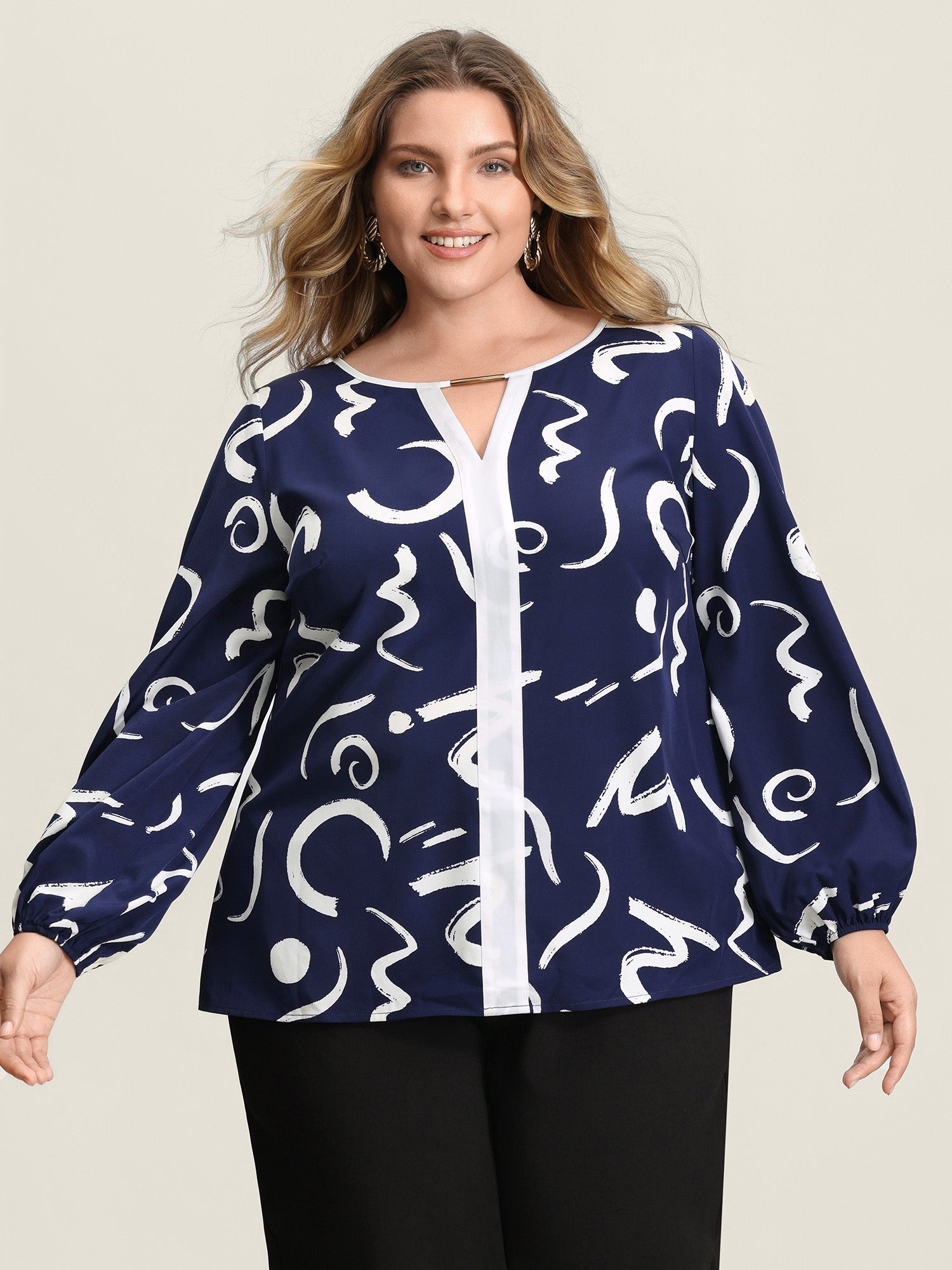 Scribble Print Color Contrast Cut-Out Blouse