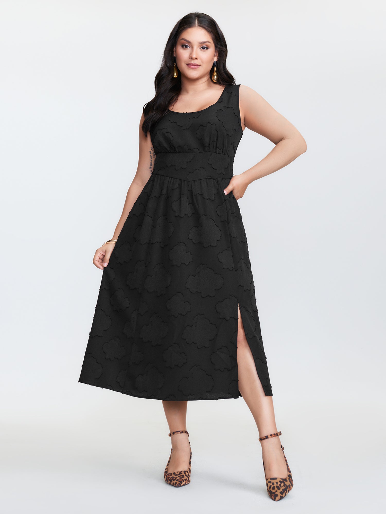 Jacquard Pockets Slit Shirred Back Midi Dress