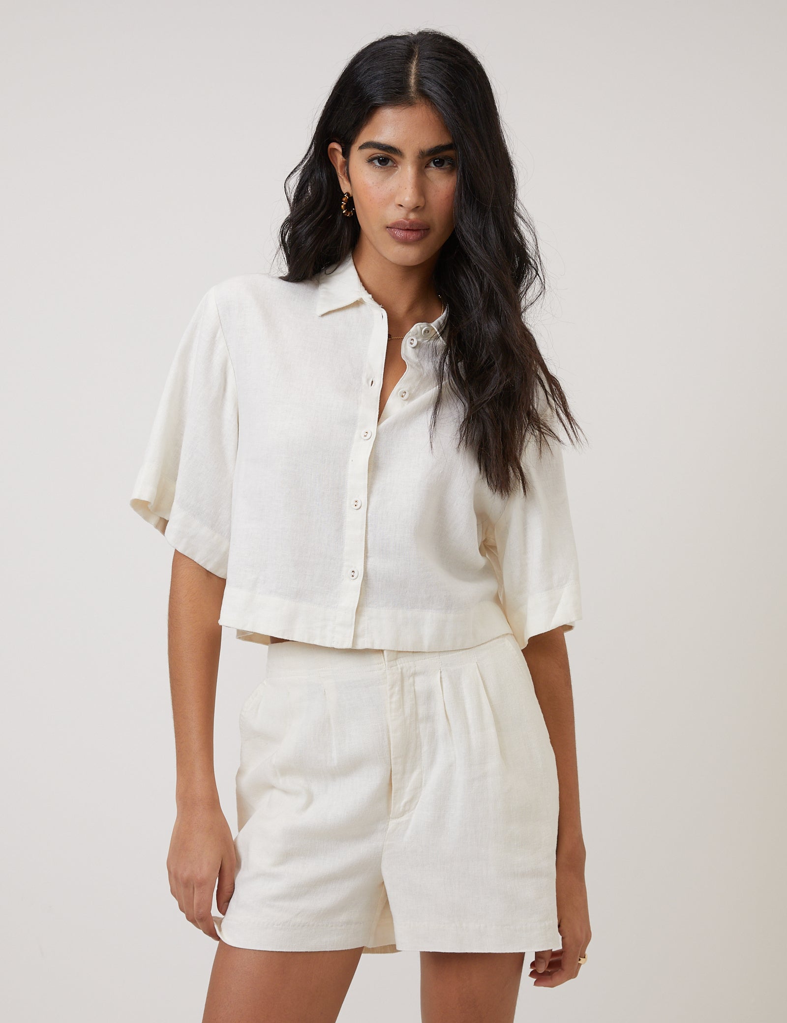 Cream Linen-Rich Cropped Shirt