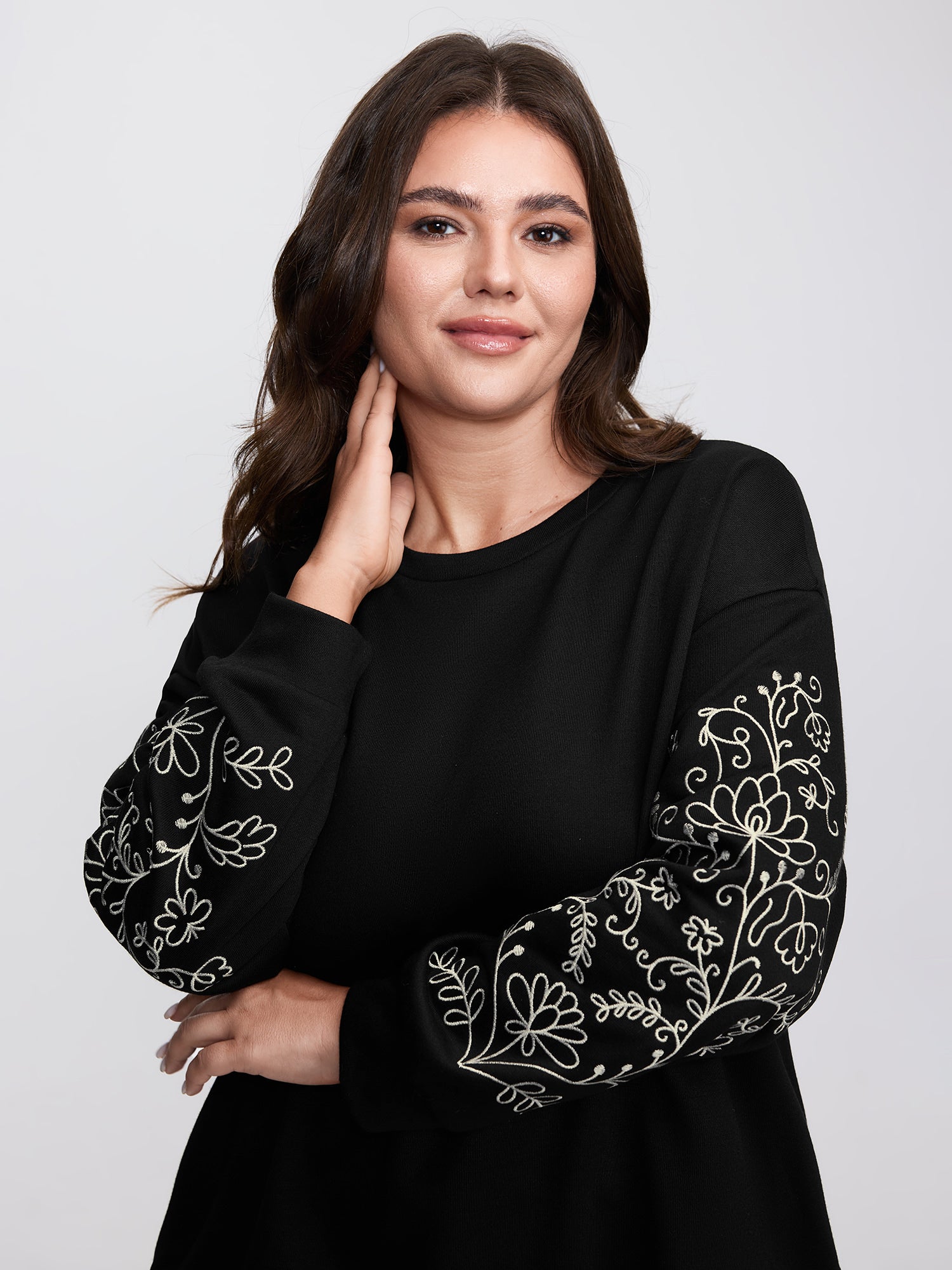 Floral Embroidered Sleeve Relaxed-Fit Sweatshirt