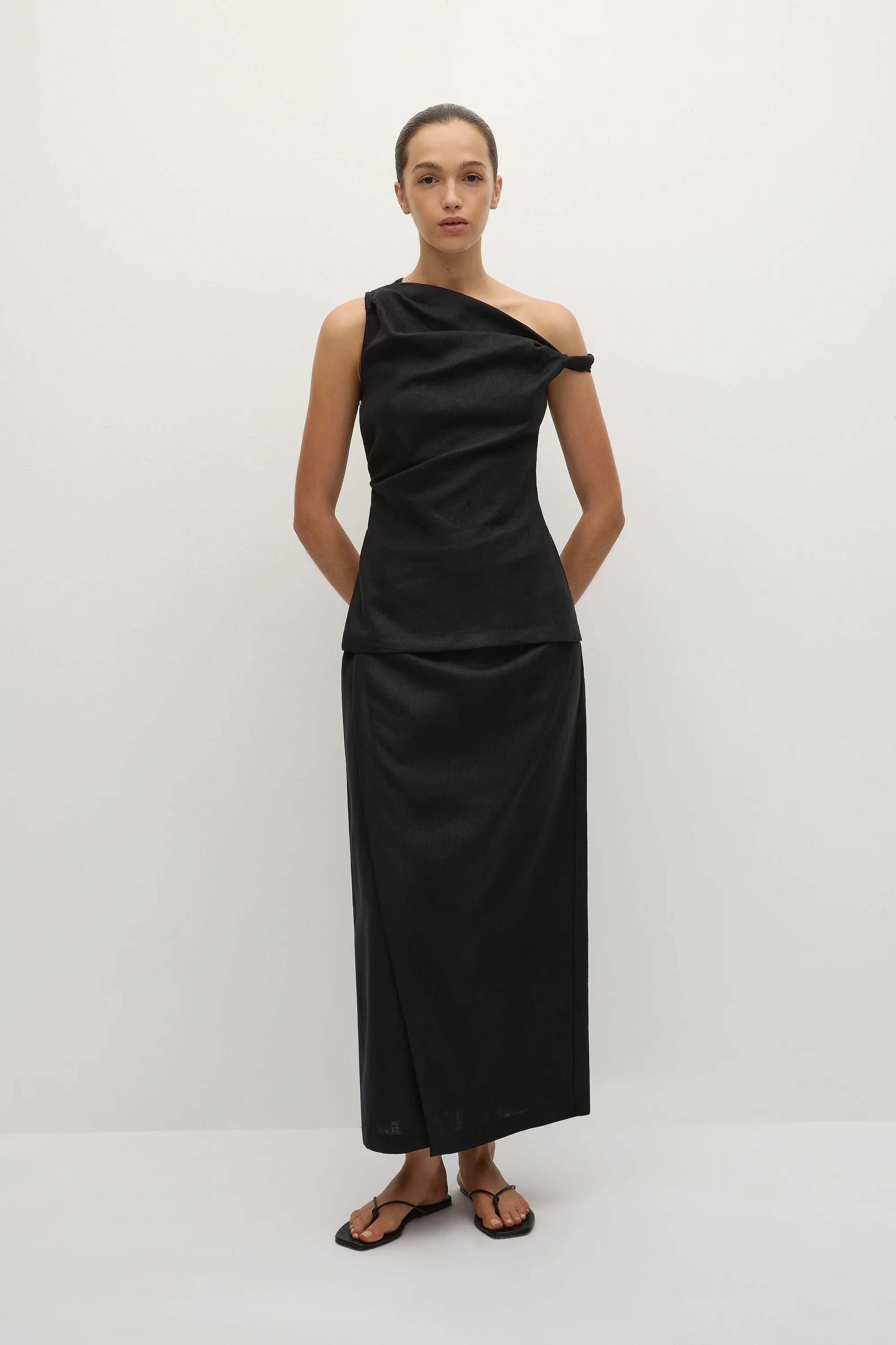 Suis Skirt Black - Final Sale