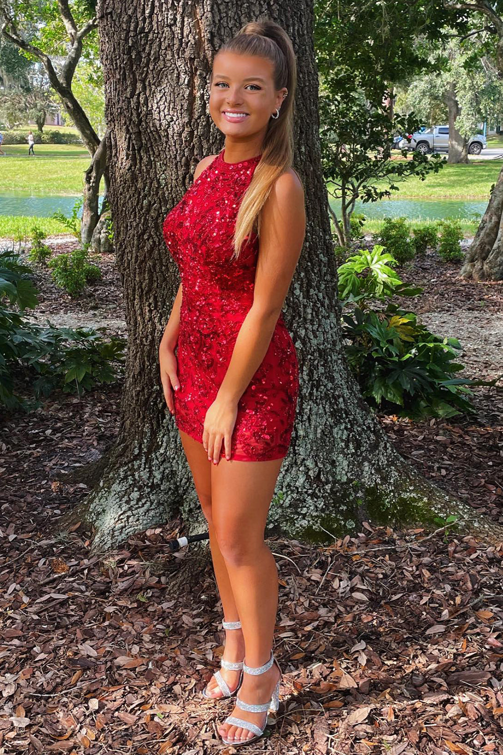 Sparkly Red Sequined Open Back Tight Short Homecoming Dress/Mini Dress with Fringes