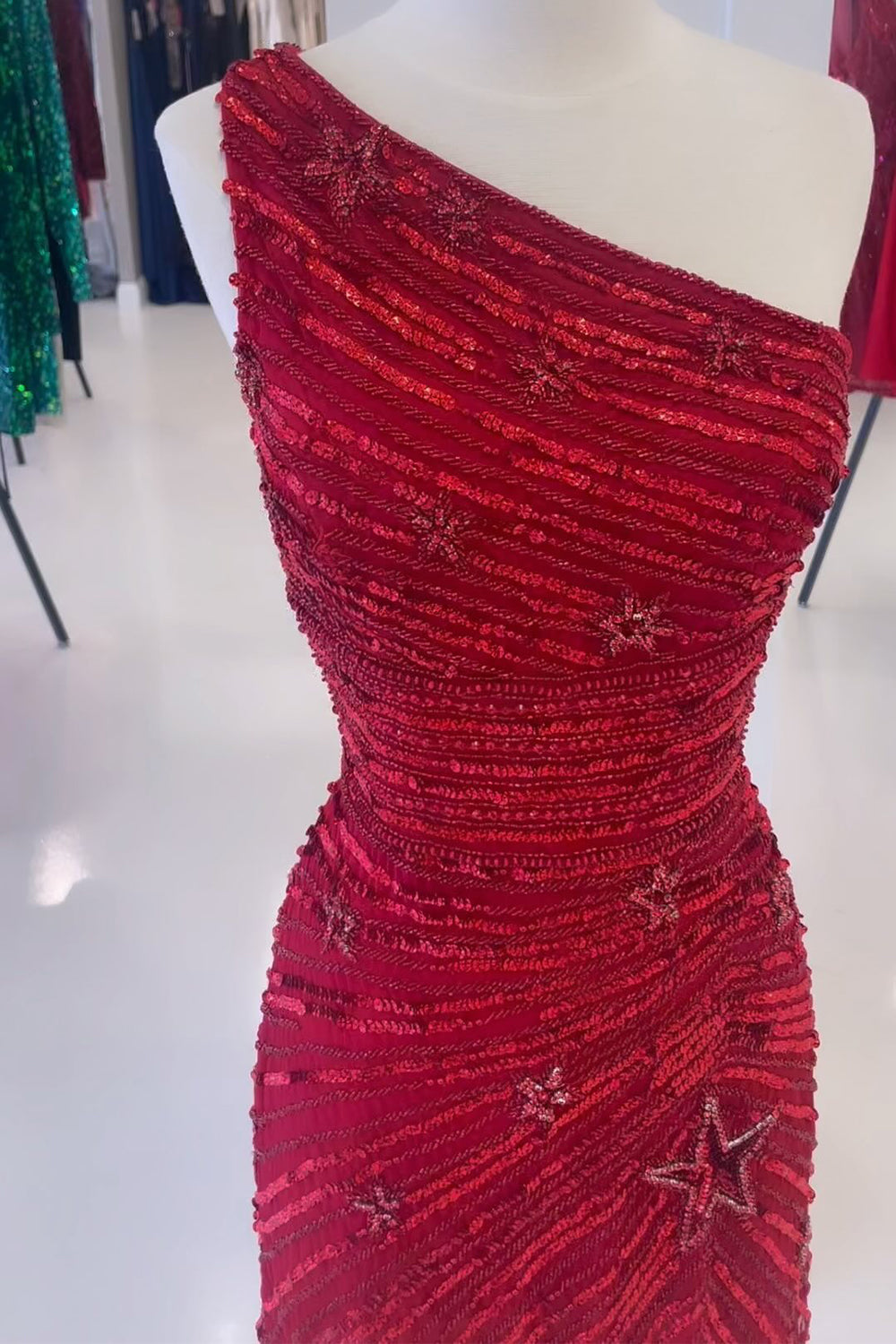 Sheath One Shoulder Red Sequins Short Homecoming Dress/Mini Dress with Star