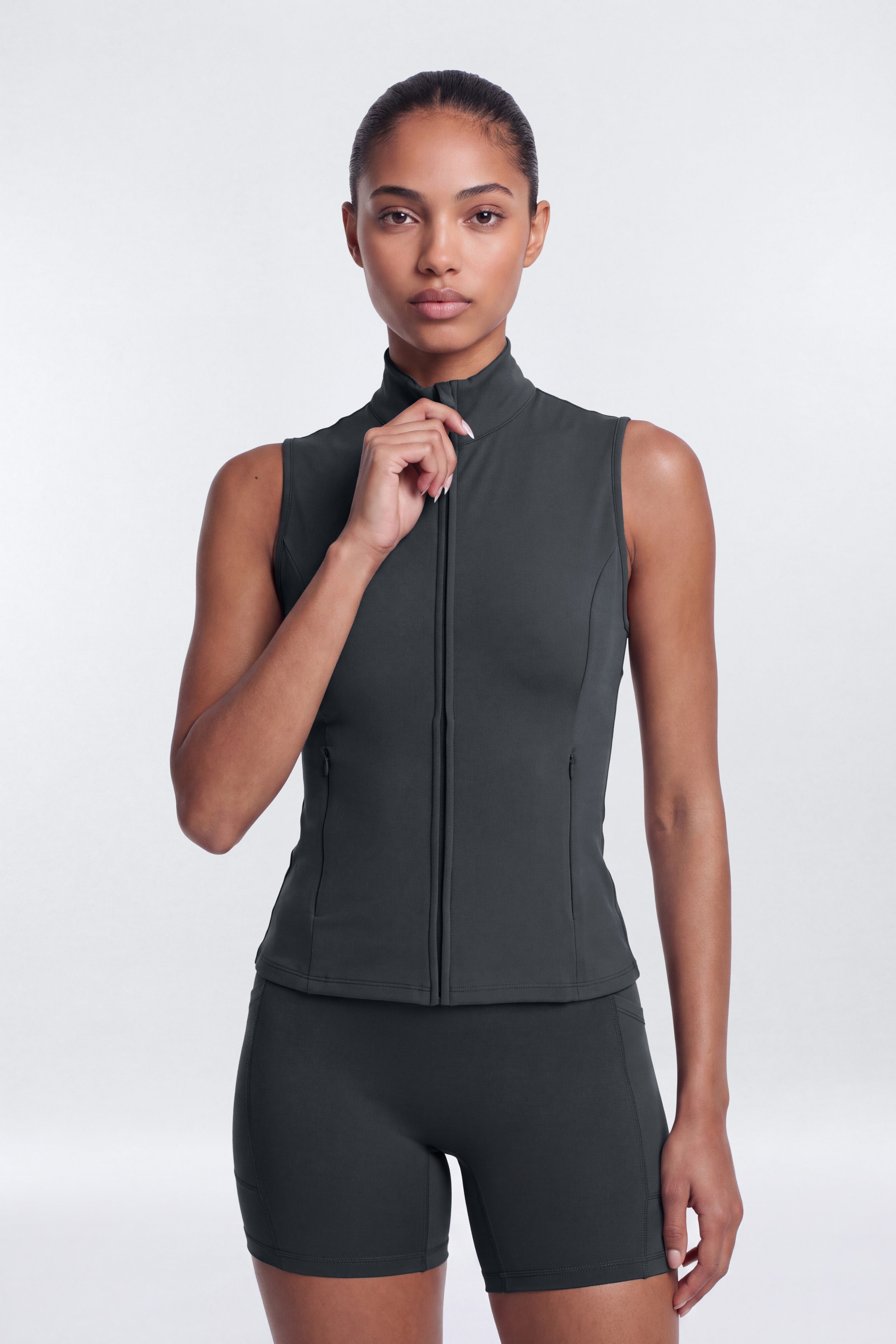 CloudForm™ Mesh Back Full Zip Top - Carbon