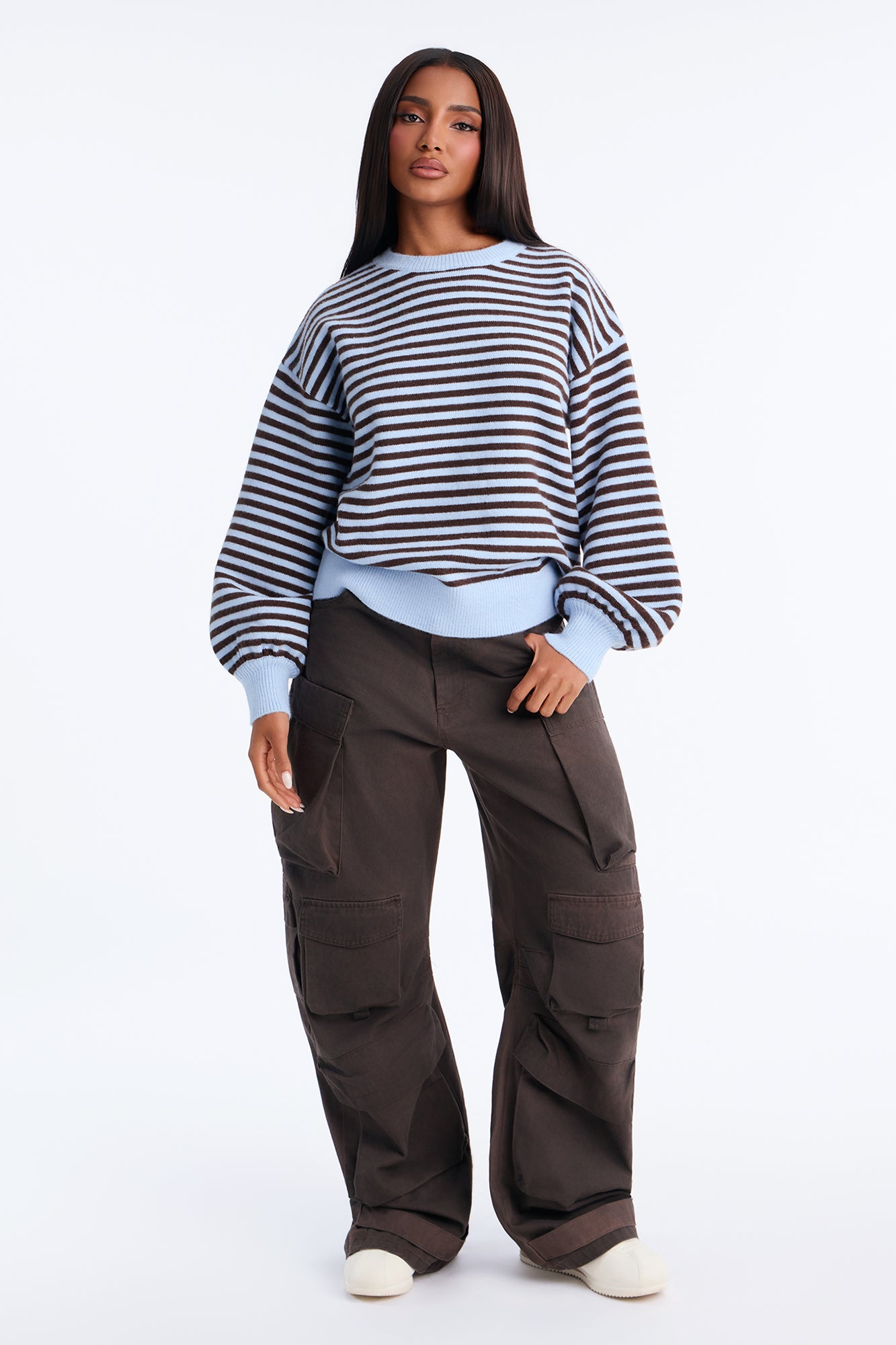 Abigail Low Rise Barrel Leg Cargo Pant - Brown
