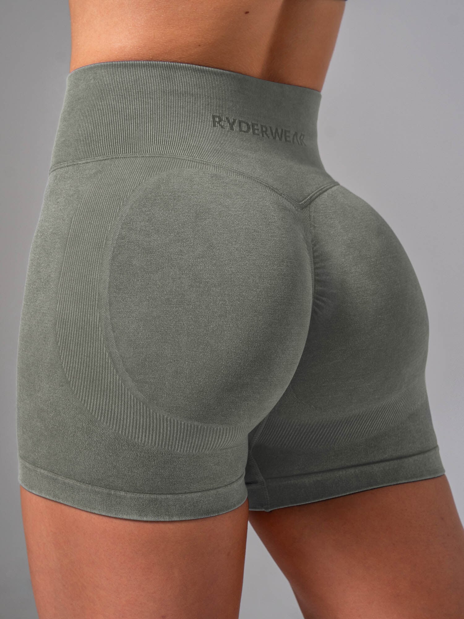 Stonewash Scrunch Seamless Shorts - Eucalyptus