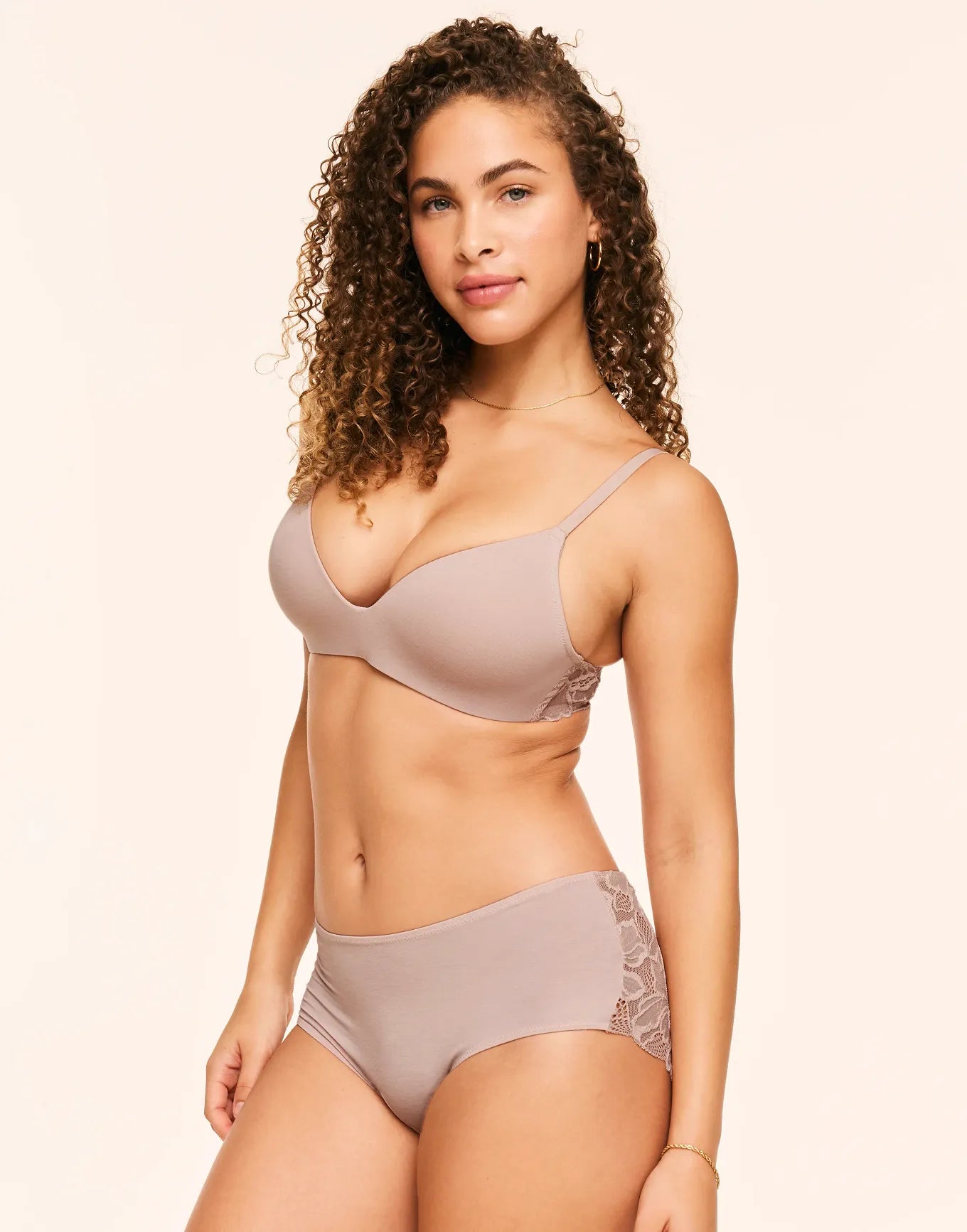 Harlowe Wireless Contour Plunge