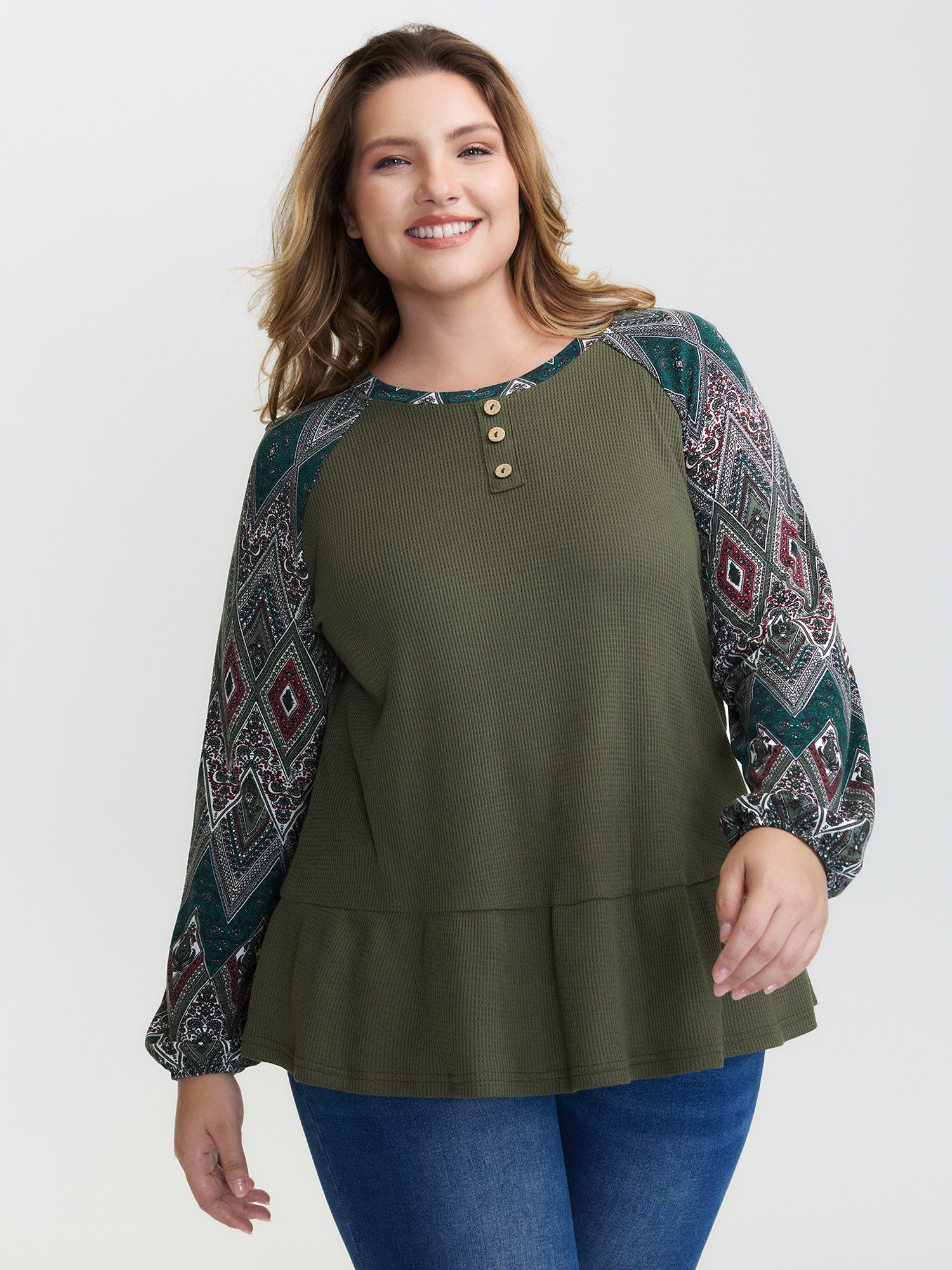 Geometric Print Ruffled Hem Button T-Shirt