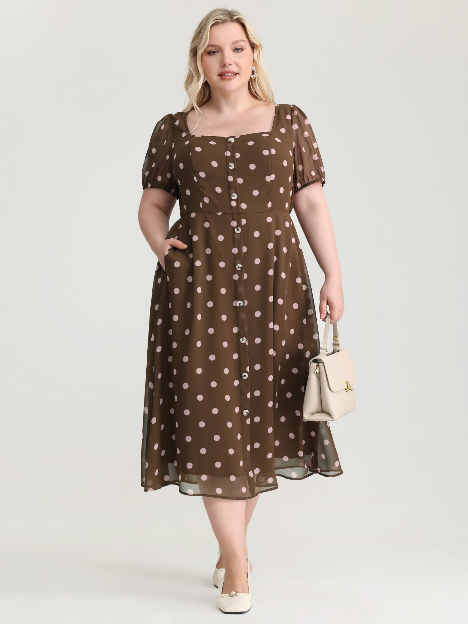 Polka Dots Curve-Hugging Midi Dress