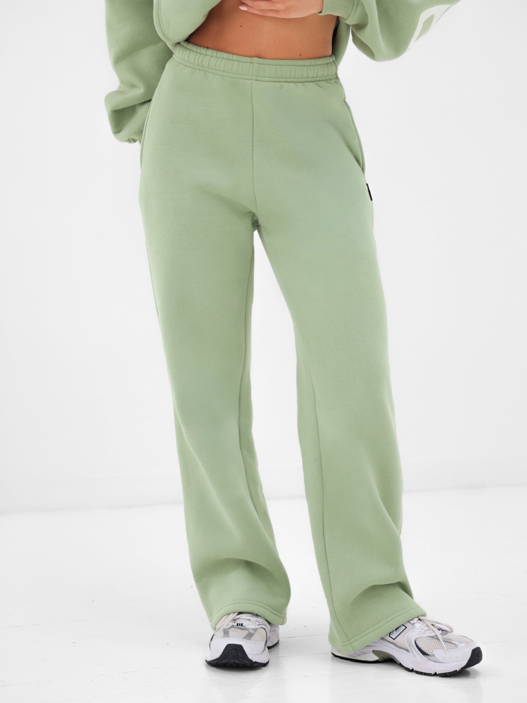 Isabel Wide Leg Sweatpants - Matcha Green