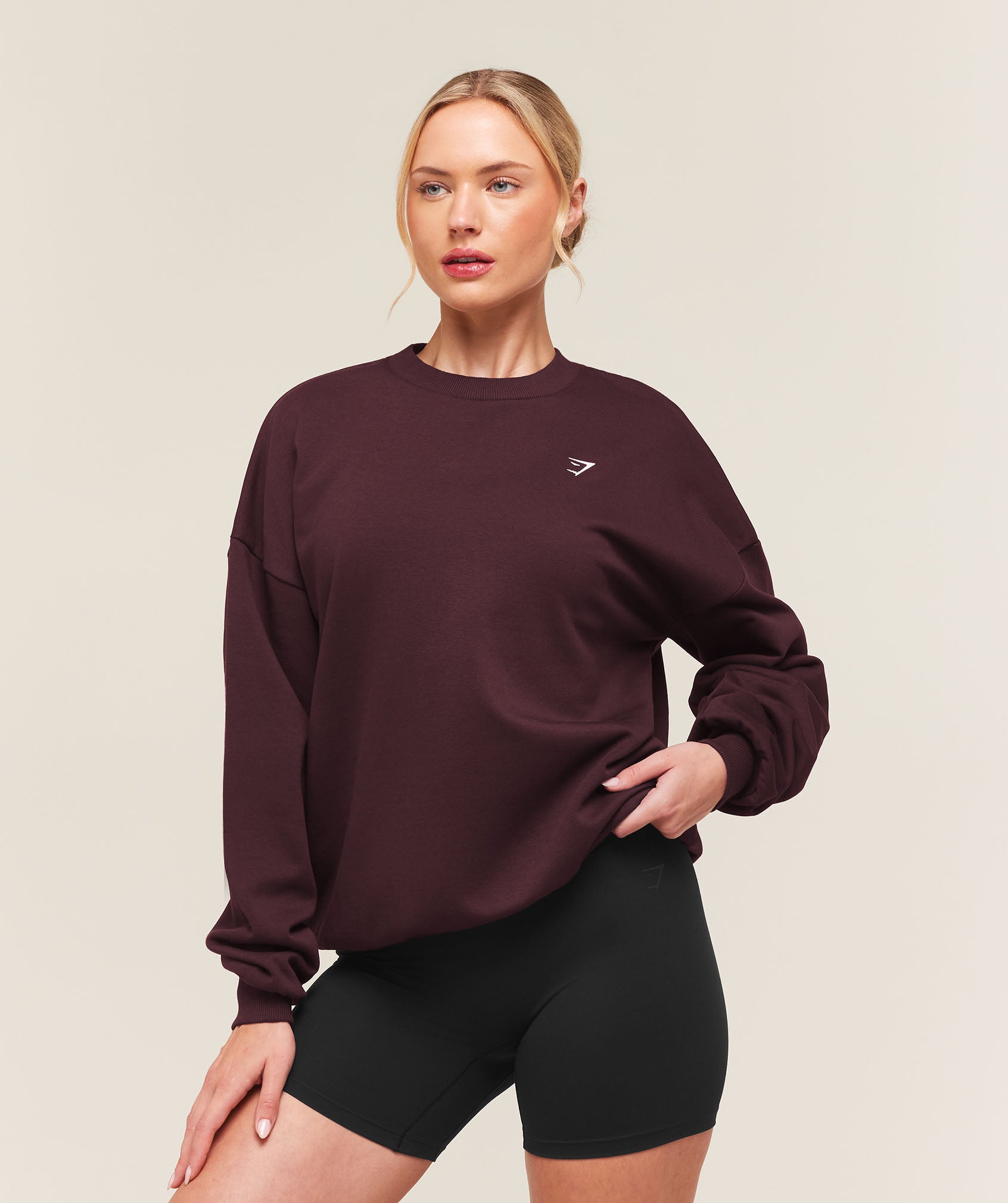Gymshark Training Oversized Fleece Sweatshirt - Cherry Purple