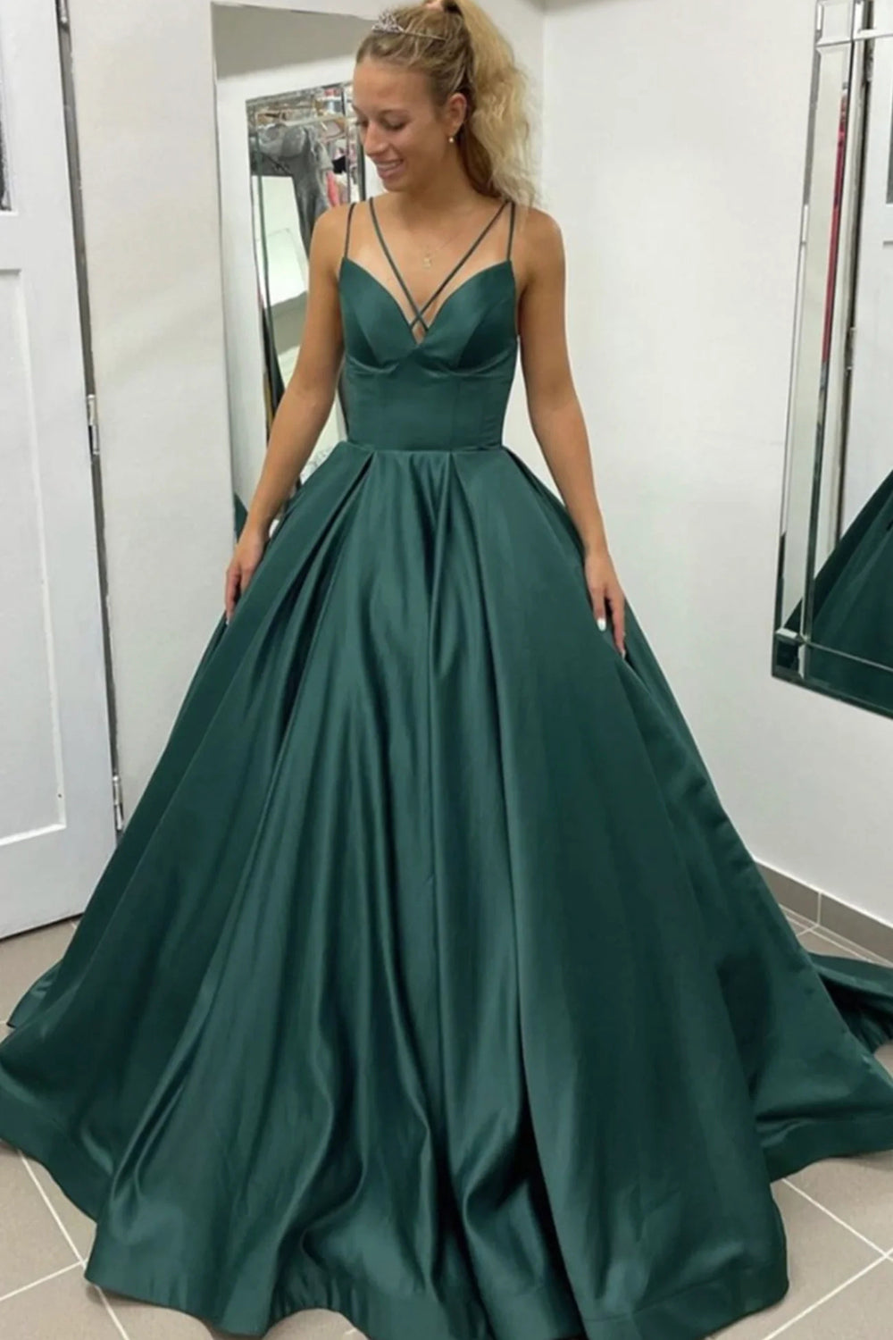 Dark Green Prom Dress with Spaghetti Straps and a Sweep Train in A-Line Silhouette