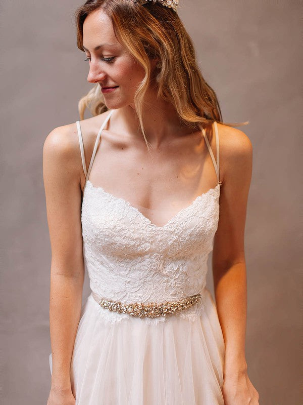 Sexy A-Line V-Neck Spaghetti Straps Backless Tulle Wedding Dresses with Sweep Train