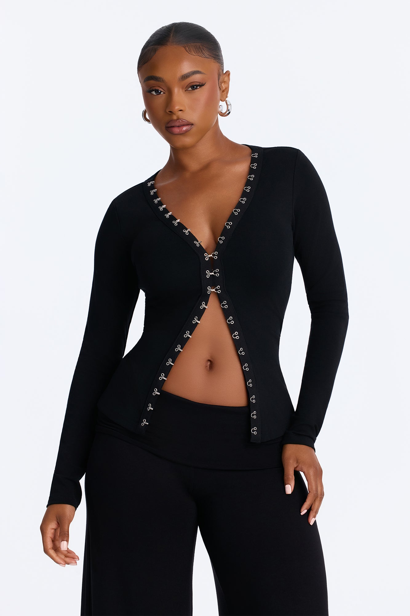 Reese Ribbed Hook And Eye Long Sleeve Top - Black