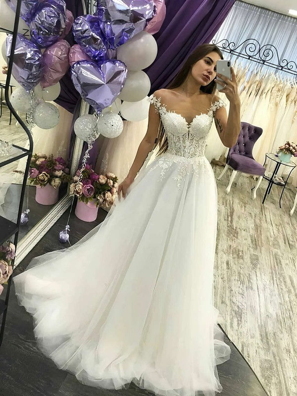 Gorgeous Sweep Train Capped Crew Lace Ball Gown Wedding Dresses with Appliques