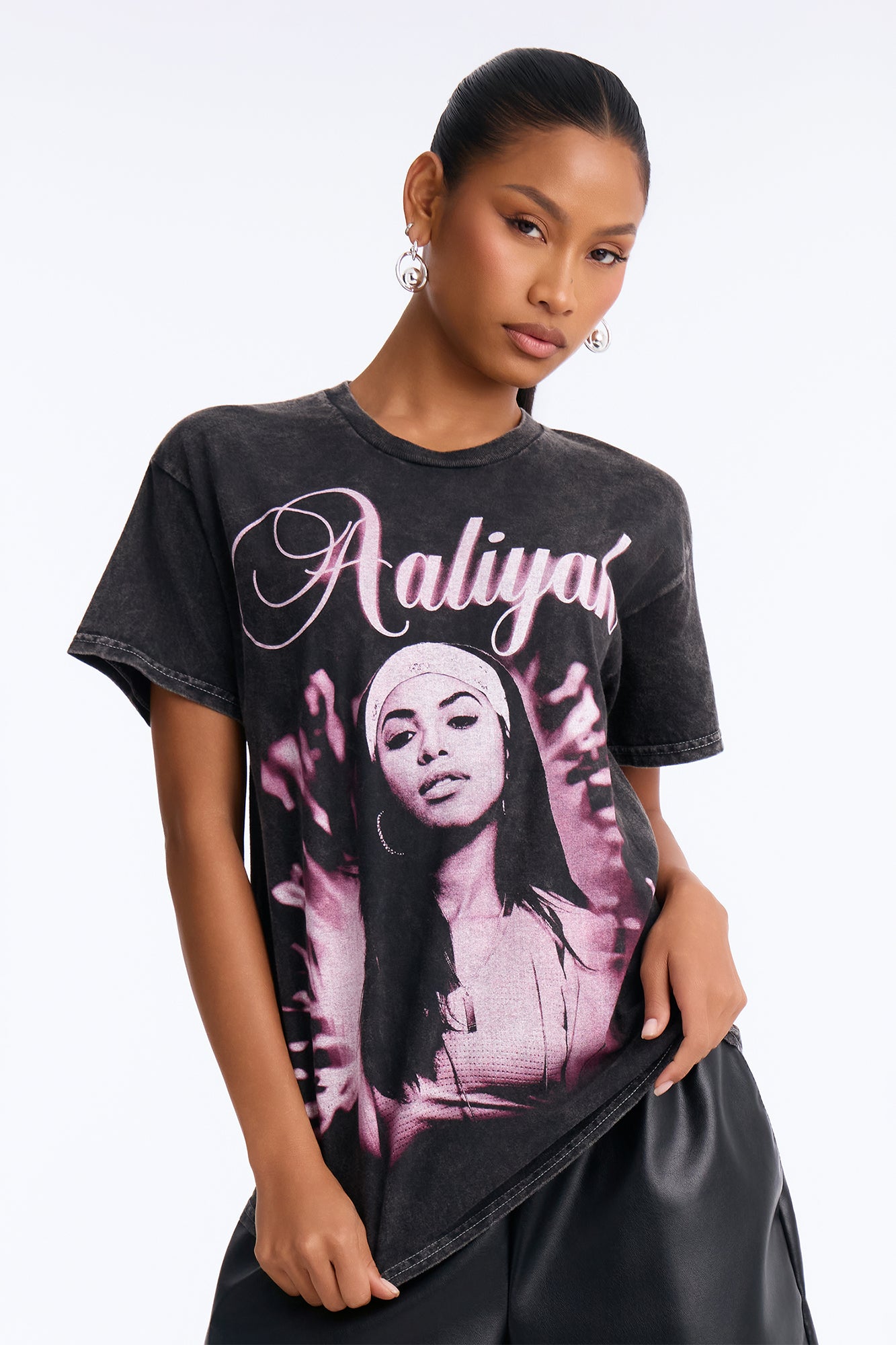 Aaliyah Aura Iconic Washed Tee - Black