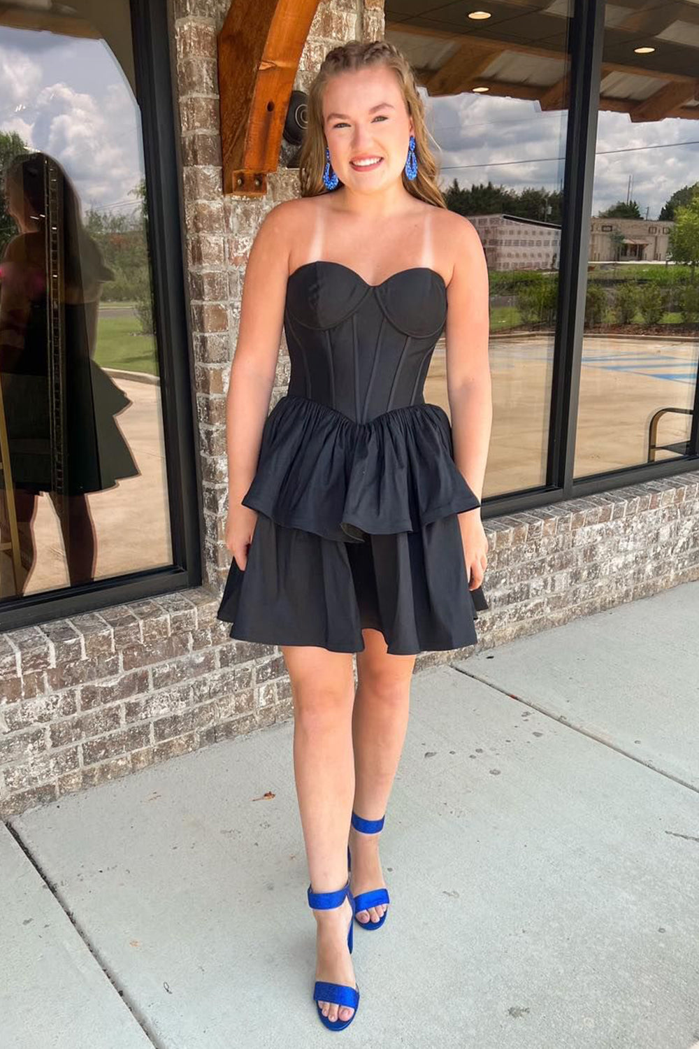 Black Corset Sweetheart A-Line Tiered Satin Short Homecoming Dress/Mini Dress