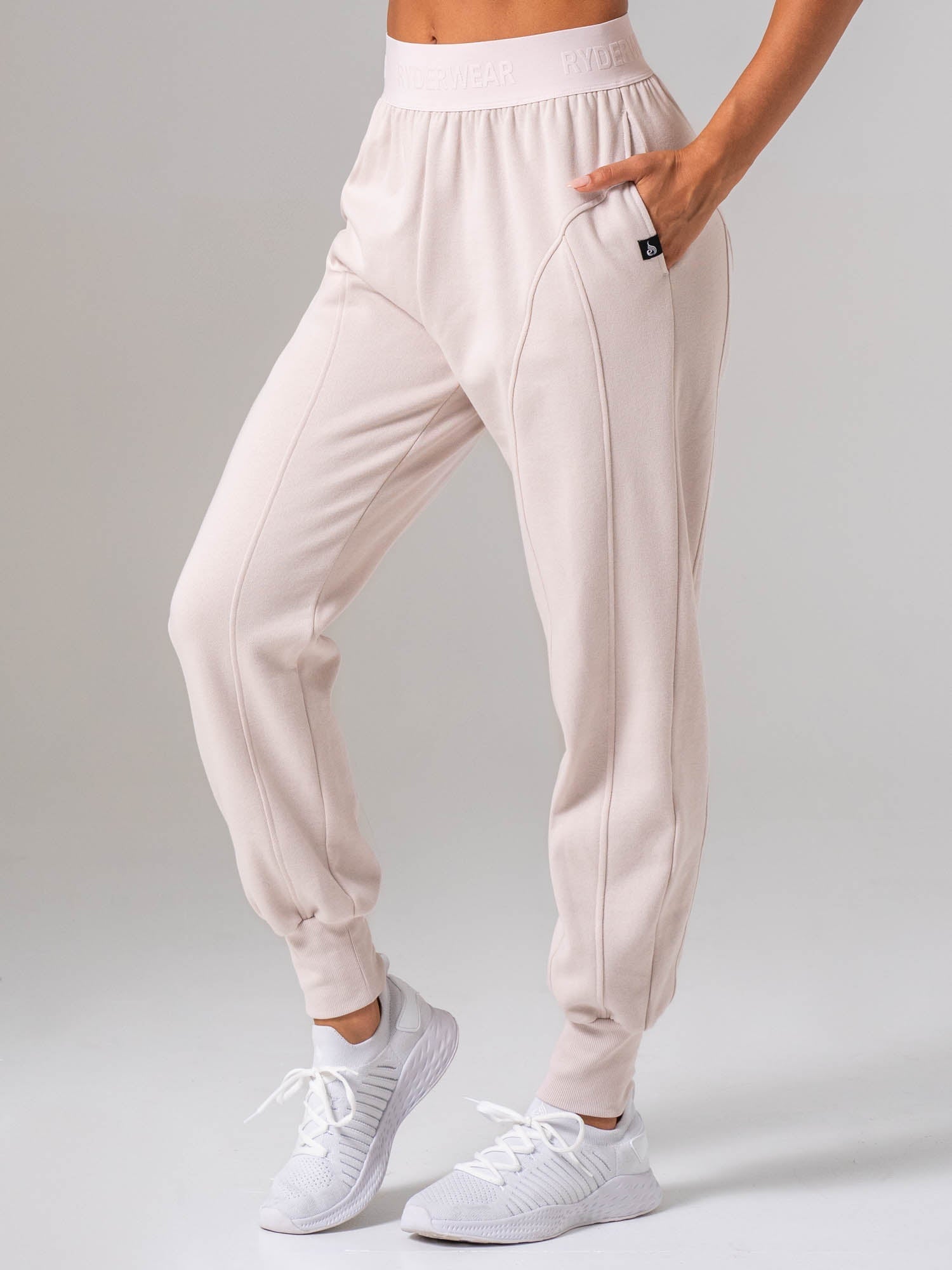 Contour Track Pants - Oatmeal