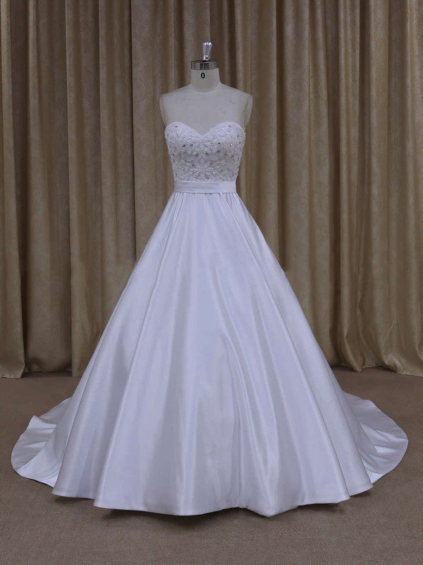 Elegant Ball Gown Sweetheart Strapless Satin Court Train Wedding Dresses with Ribbon