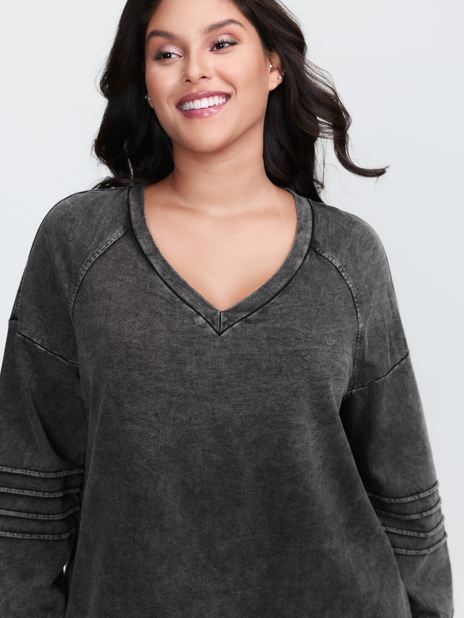 V-Neck Drop Shoulder Vintage Sweatshirt