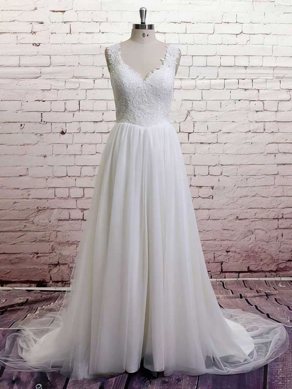 Trendy V-Neck Lace Sleeveless Tulle A-Line Wedding Dresses