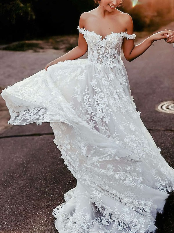 Sexy Sweetheart Off-The-Shoulder A-Line Lace Wedding Dresses with Appliques