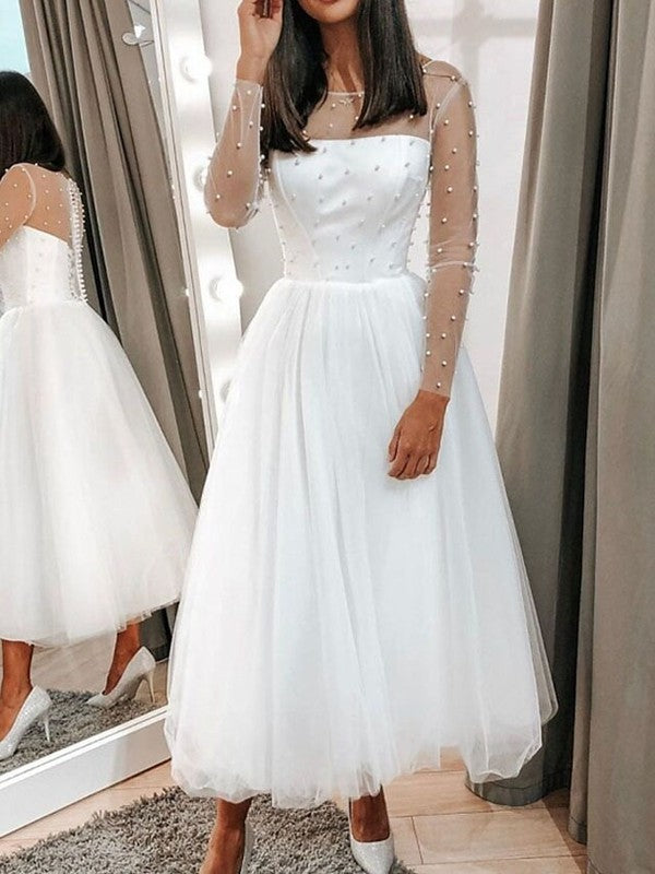 Deluxe A-Line Long Sleeves Tulle Tea-Length Wedding Dresses with Beads