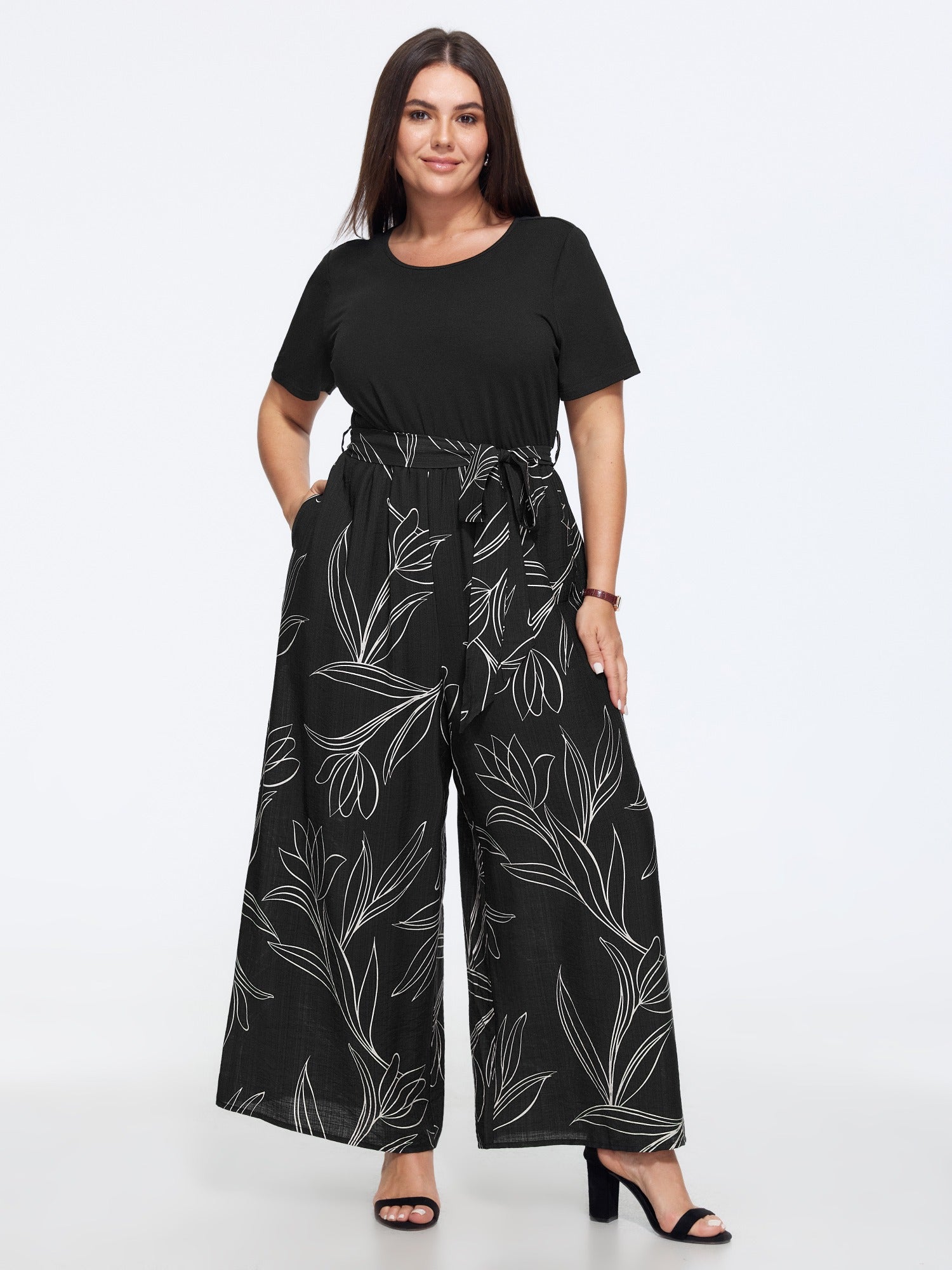 Floral Print Round Neck Waist Tie Wide Leg Jumpsuit