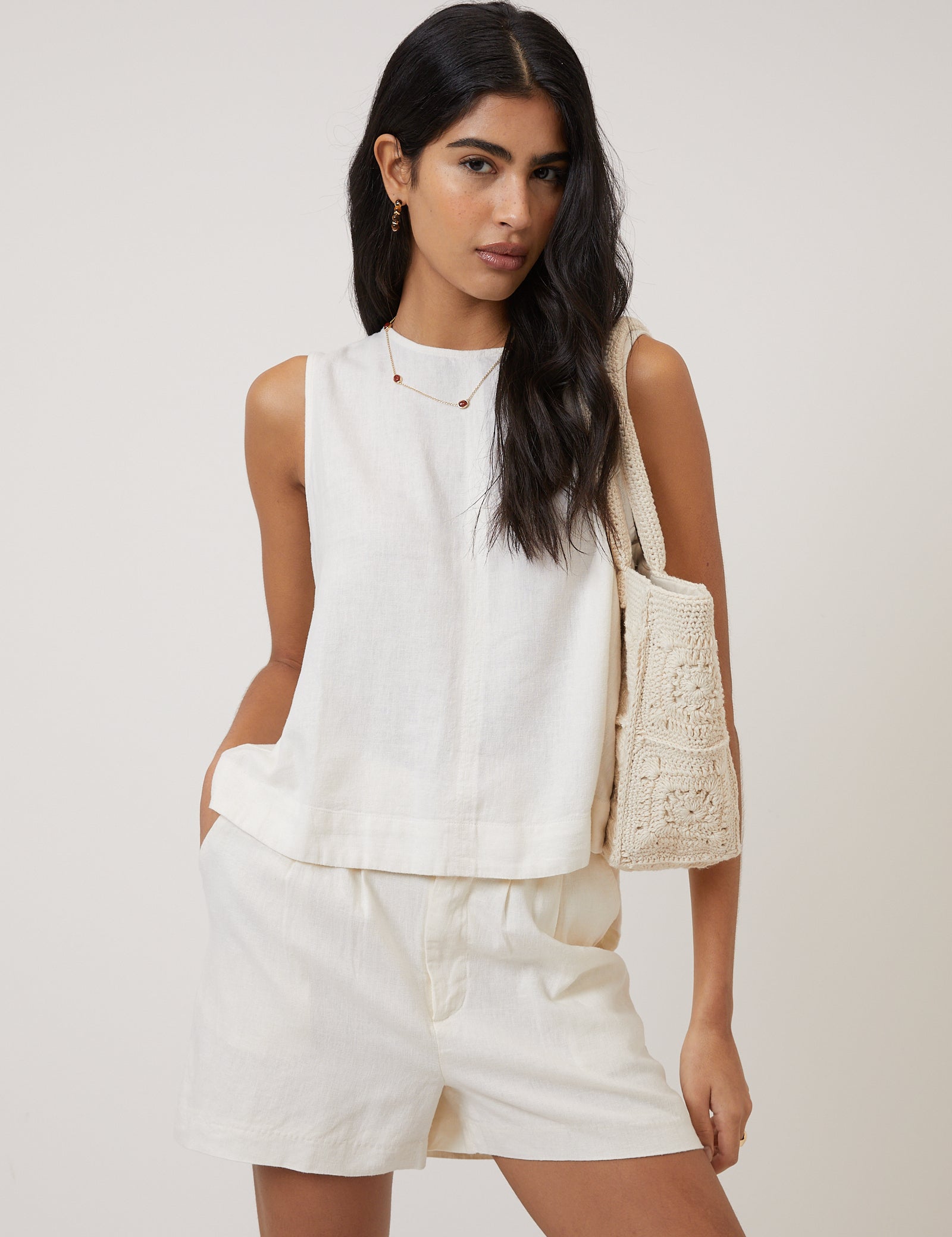 Cream Linen-Rich Sleeveless Swing Top