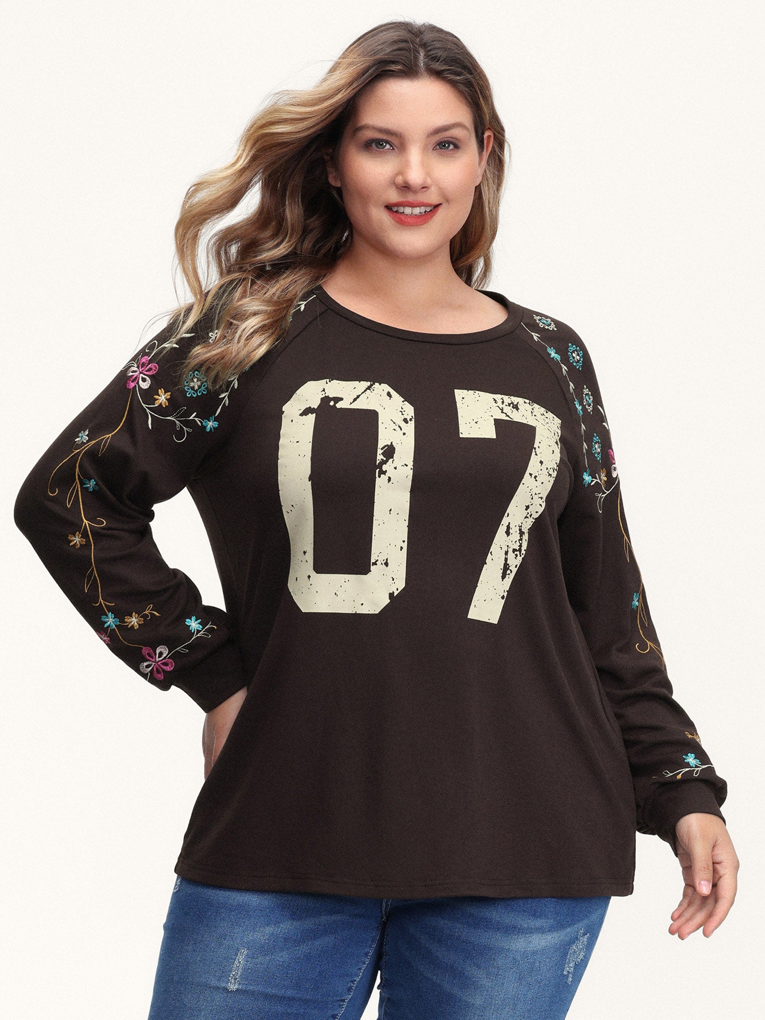 Number 07 Embroidered Relaxed-Fit Sweatshirt