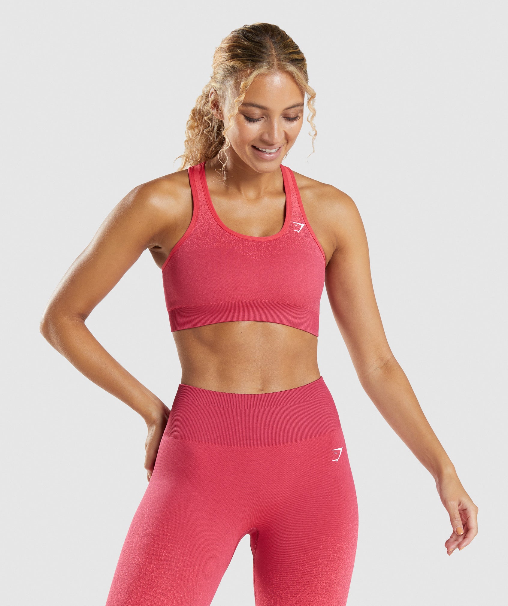 Gymshark Adapt Ombre Seamless Sports Bra - Lava Pink