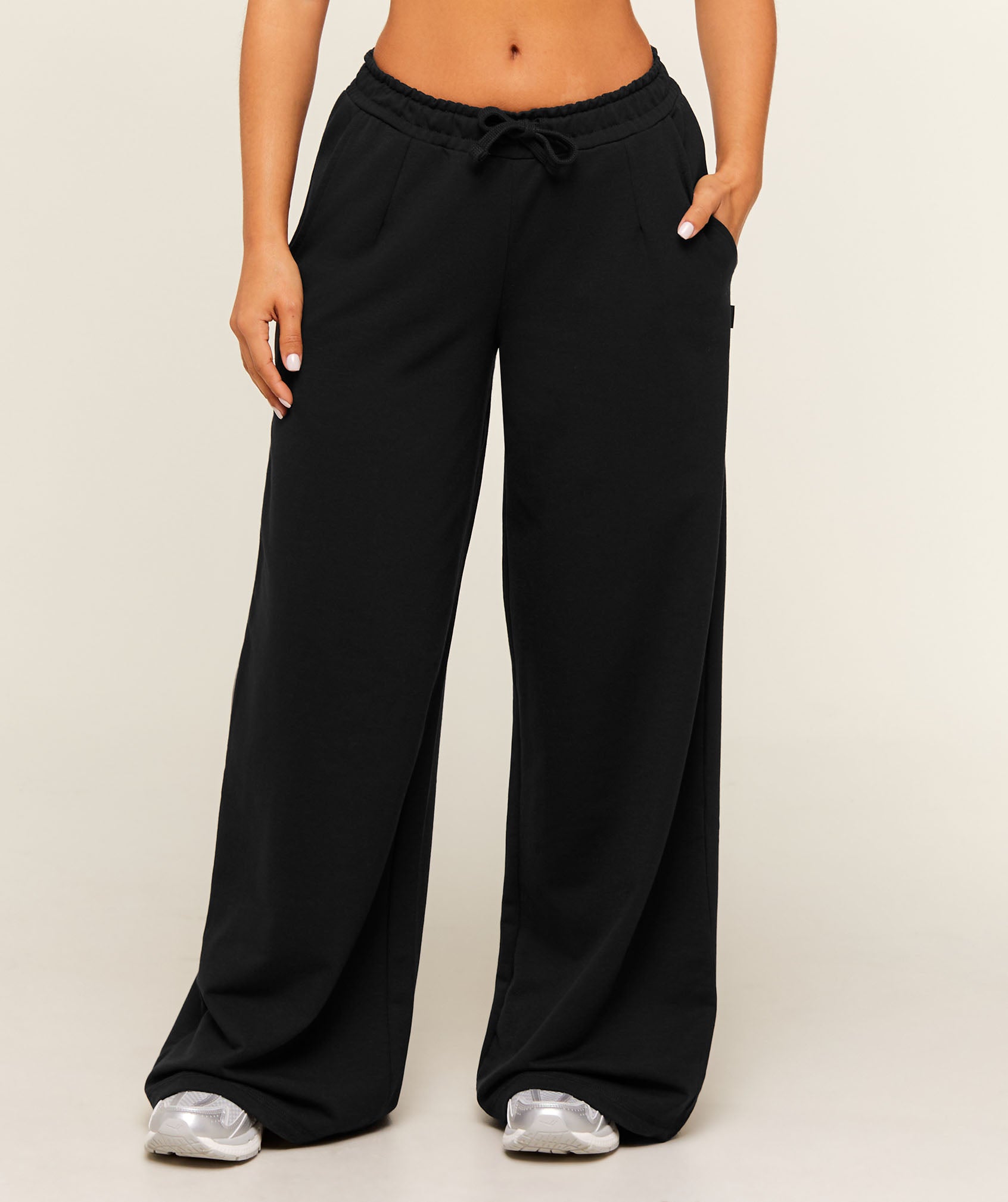 Gymshark Lightweight Wide Leg Pant Short - Black