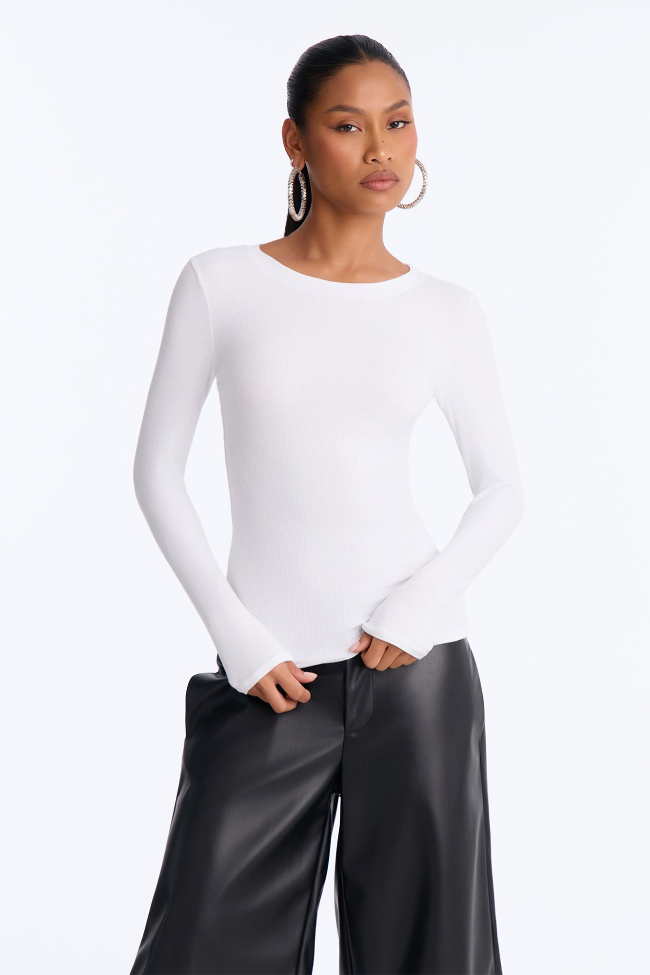 Poppy Ribbed Fitted Long Sleeve Tee - White