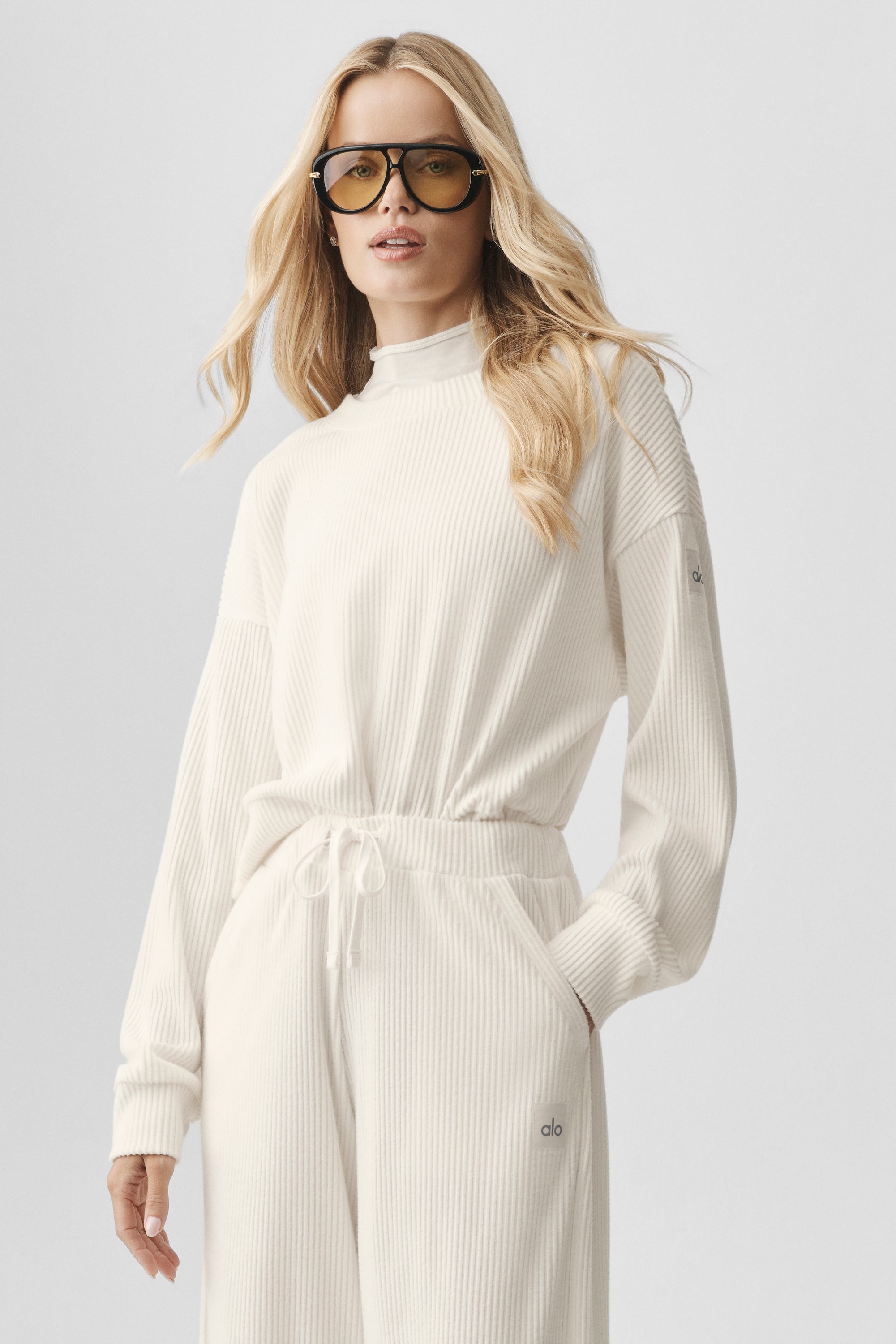 Muse Crew Neck Pullover - Ivory