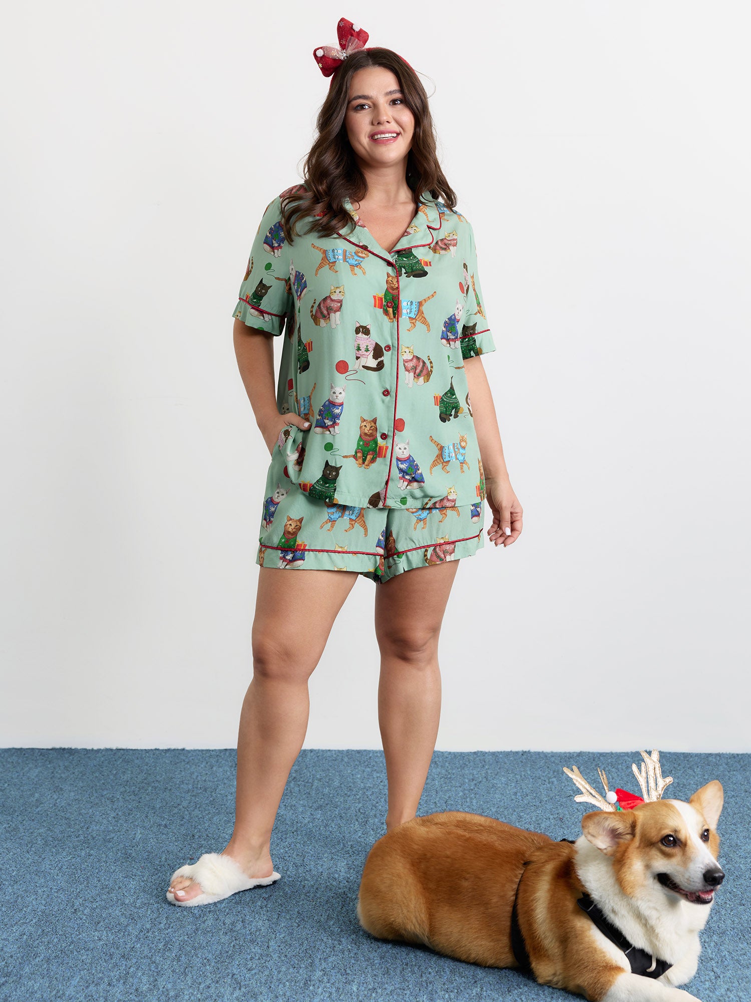Holiday Cats Print Color Contrast Pajama Set