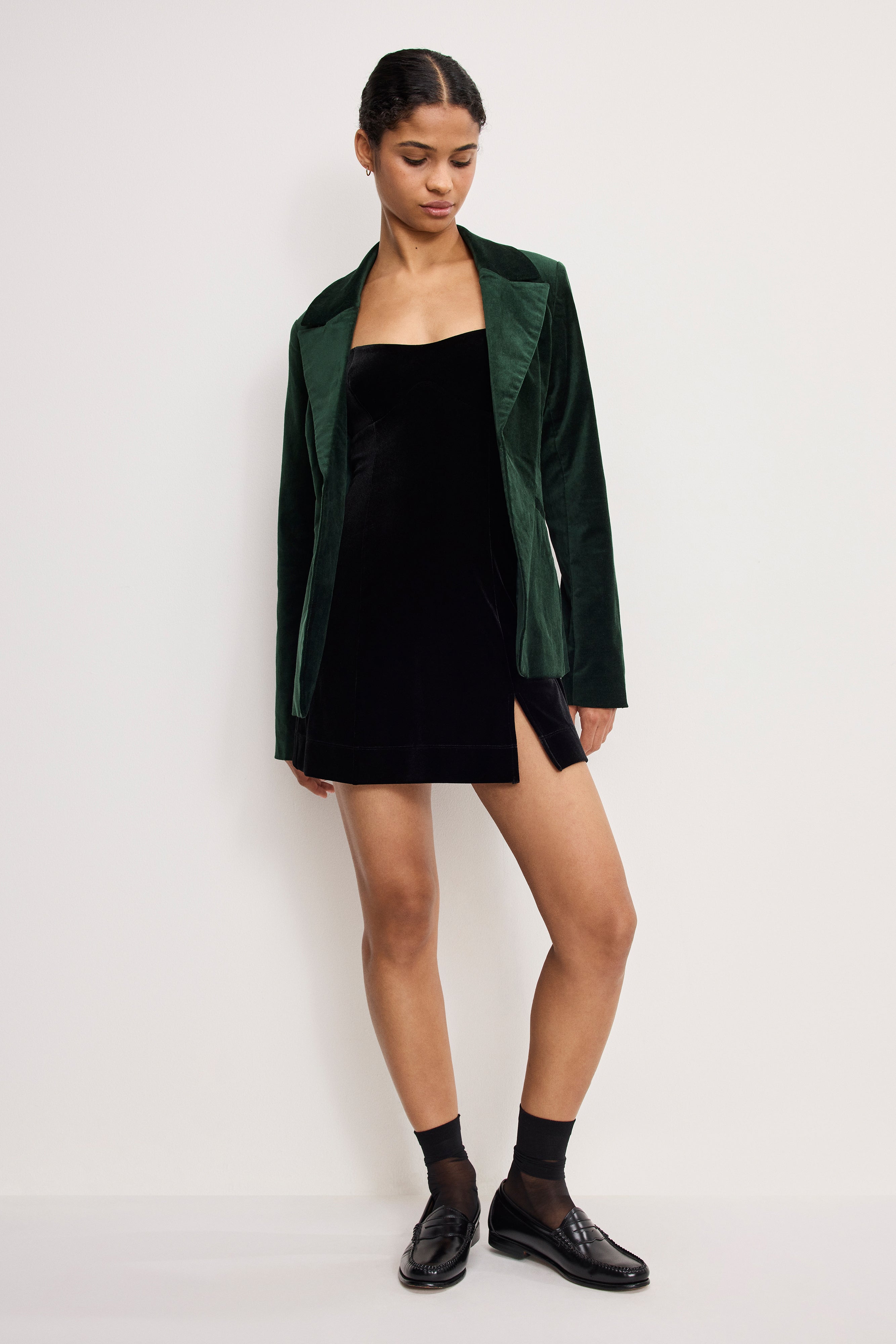 VELVET SCULPTED BLAZER | PINE GREEN003