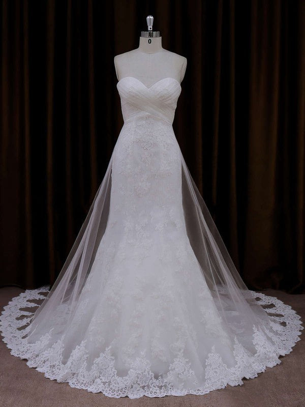 Charming Mermaid Sweetheart Strapless Lace Chapel Train Wedding Dresses with Appliques