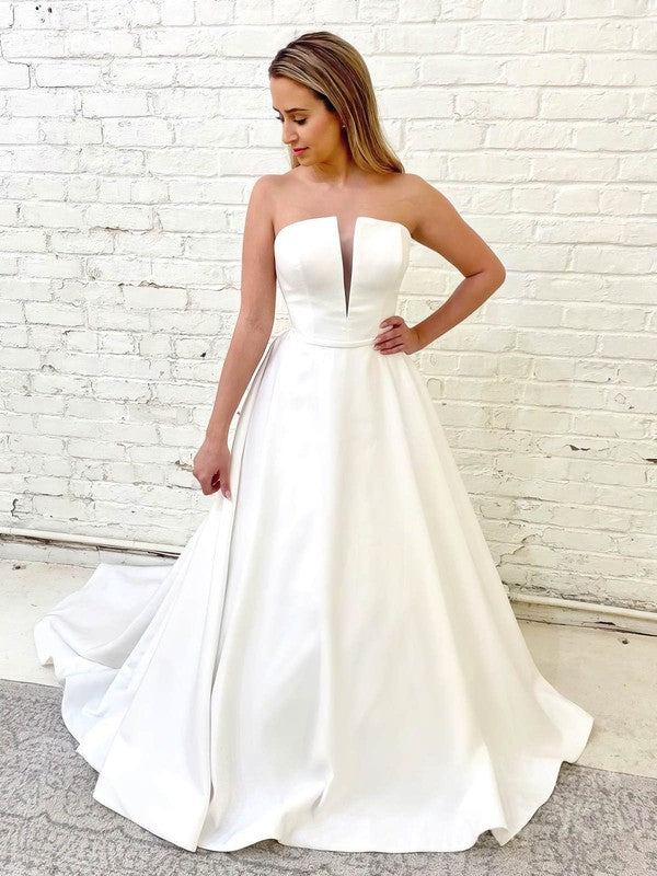 Stunning Strapless V-Neck Satin Court Train Wedding Dresses