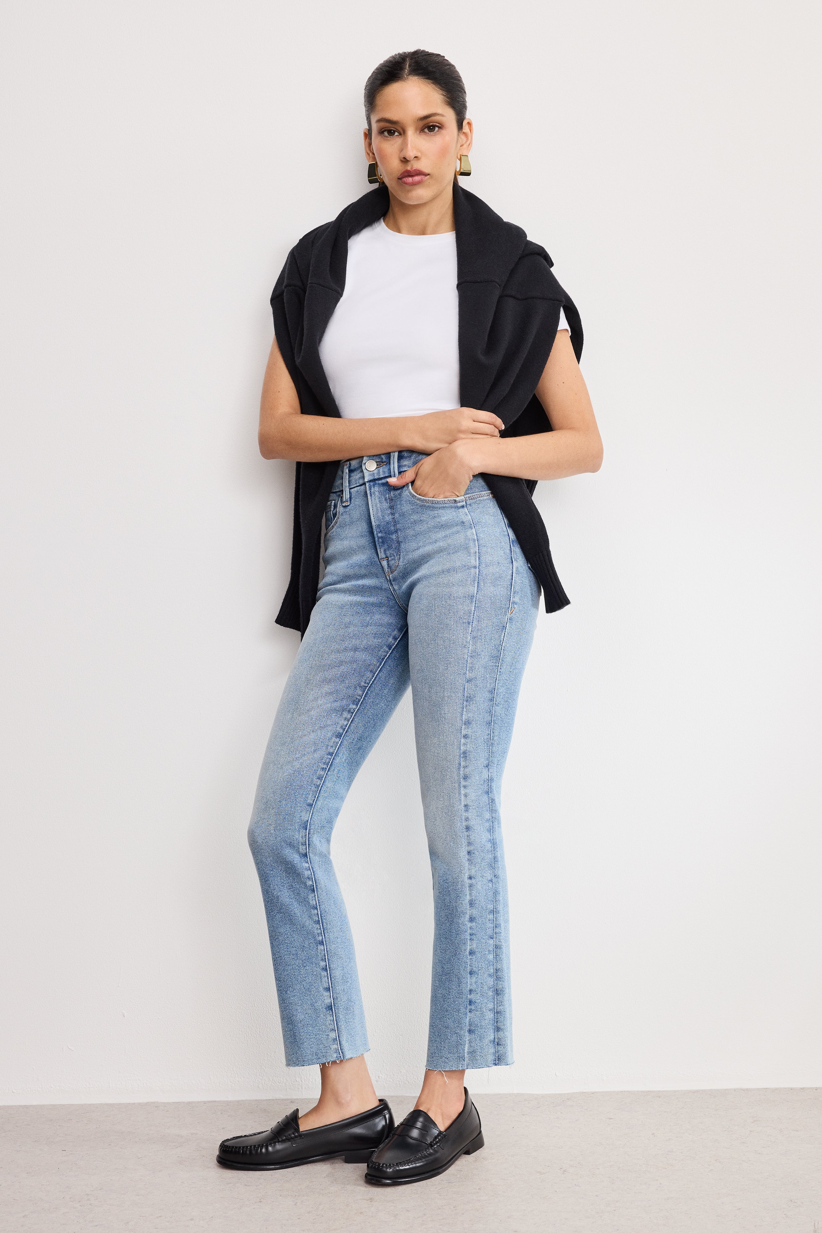 SOFT TECH GOOD LEGS STRAIGHT JEANS | INDIGO799