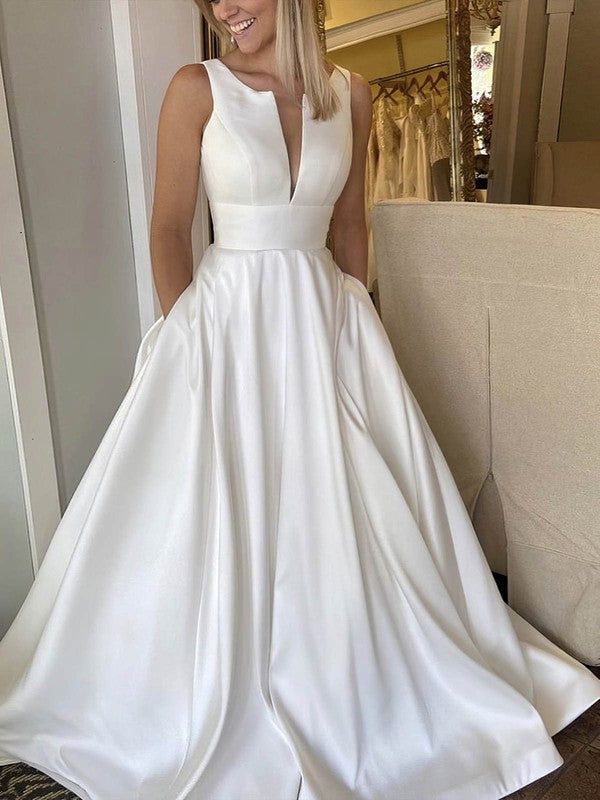 Gorgeous V-Neck Sleeveless Ball Gown Satin Wedding Dresses with Pockets
