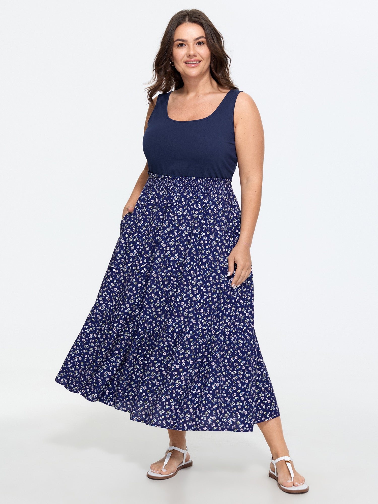 Supportive Bra Ditsy Floral Print Shirred Waist Midi Dress