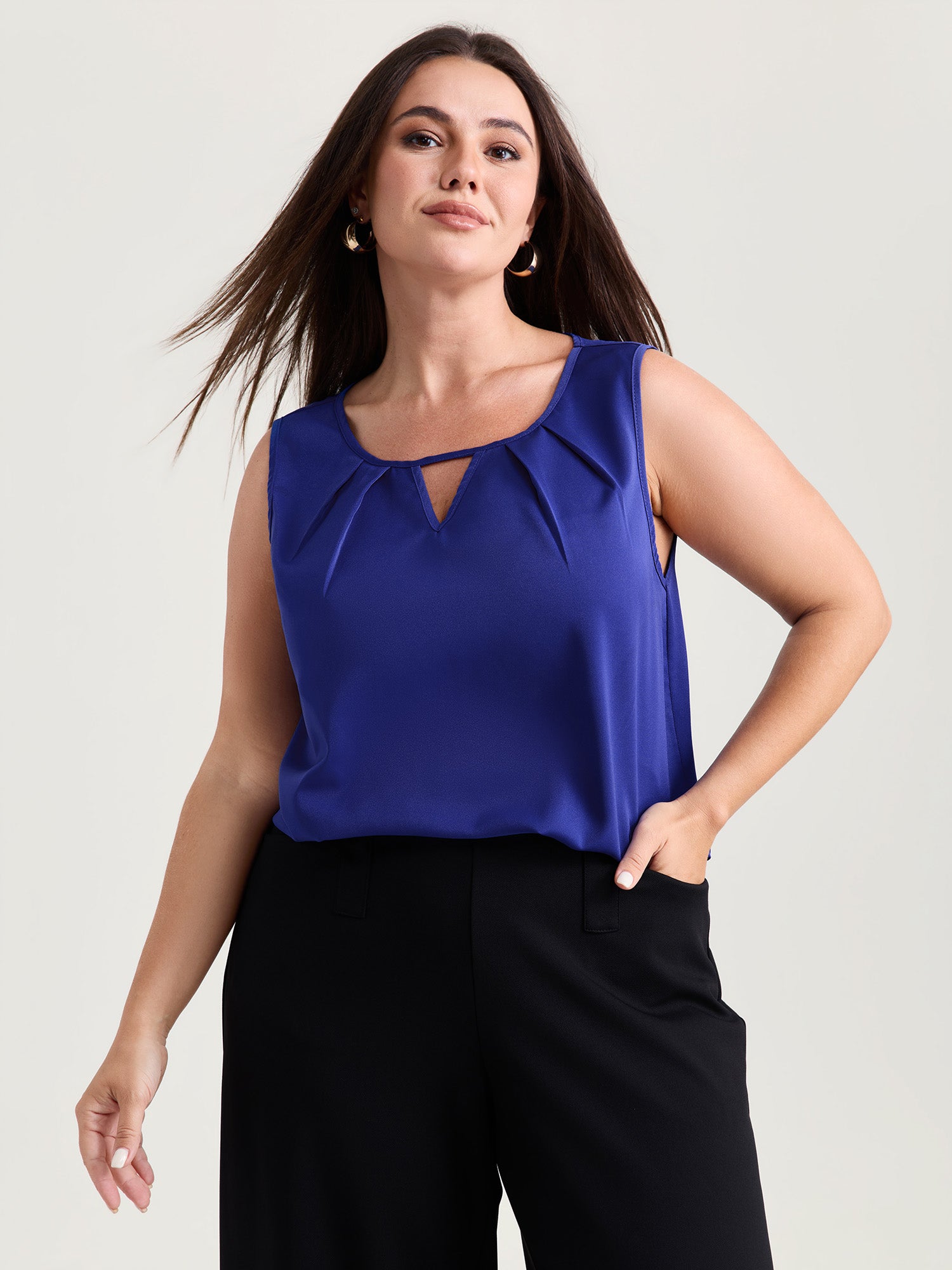 Keyhole Neckline Pleated A-Line Tank Top